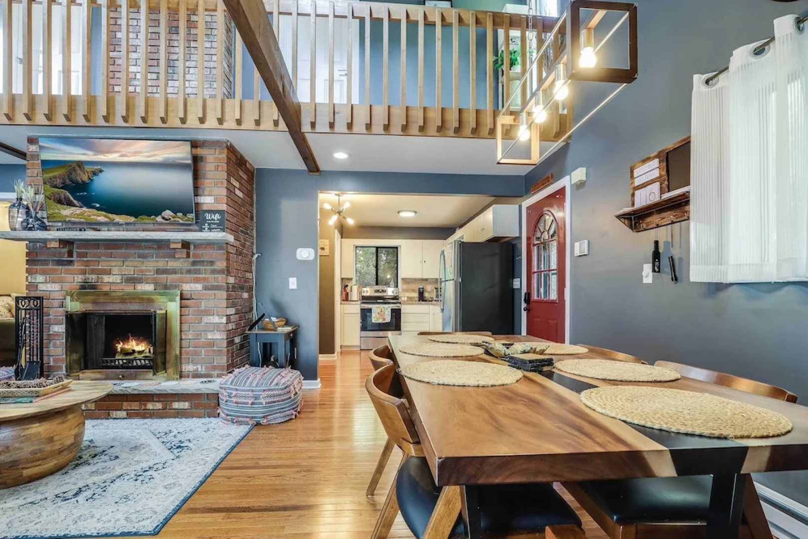 Hot Tub, Fire Pit & Barrel Sauna: Poconos Abode