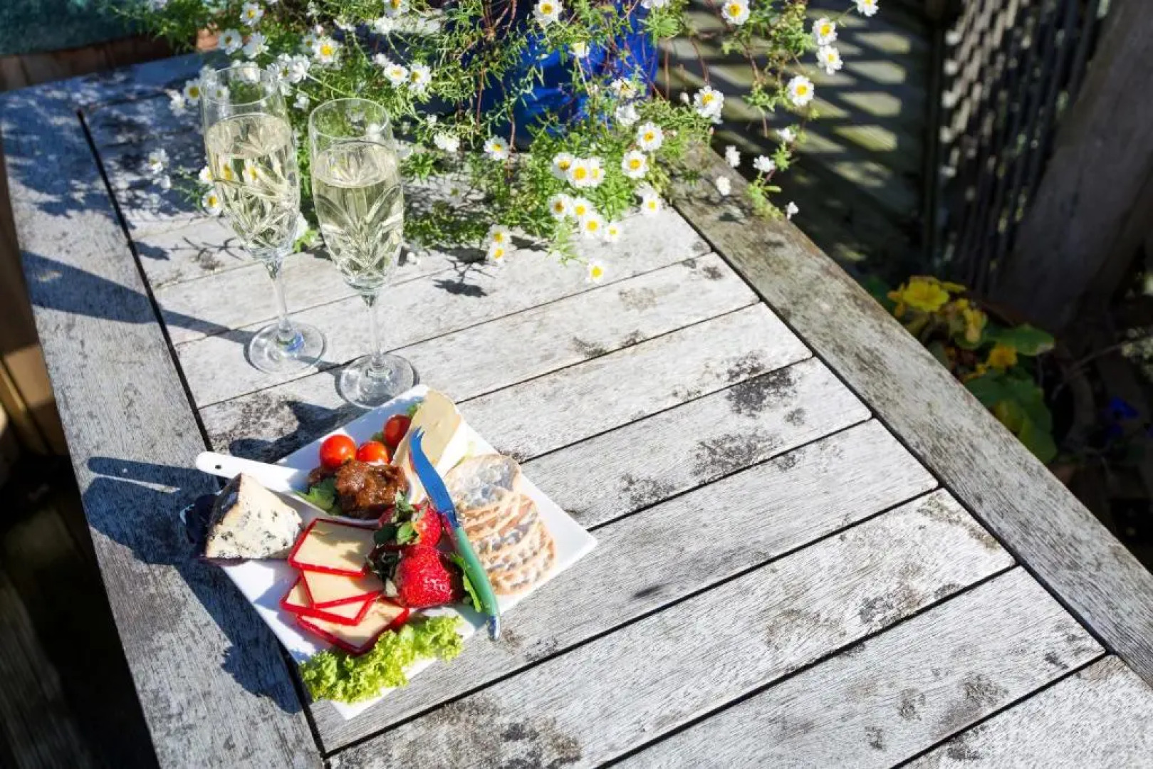 Tairoa Lodge & Cottage