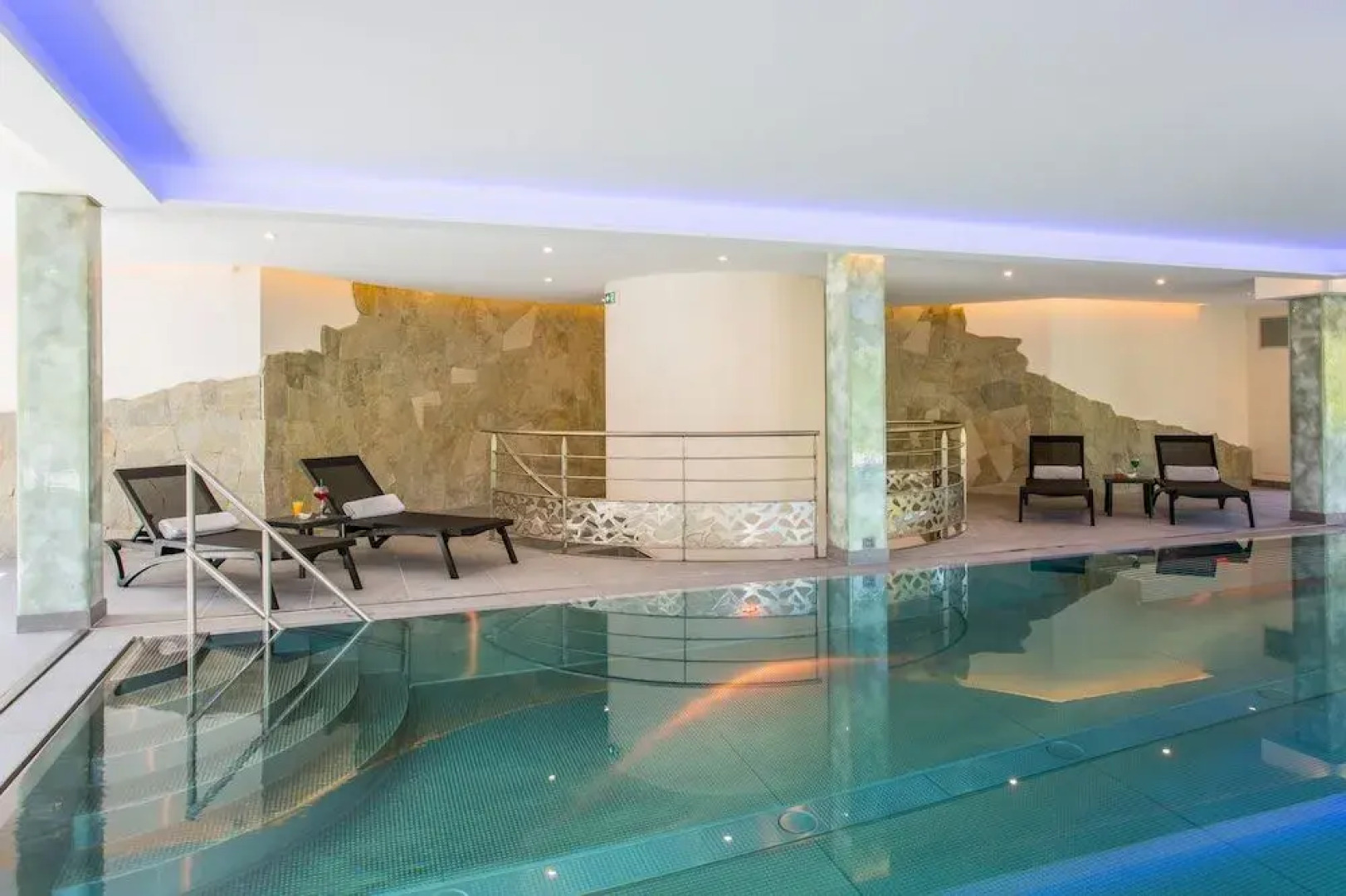 CHALET-HôTEL AUBERGE HAZEMANN