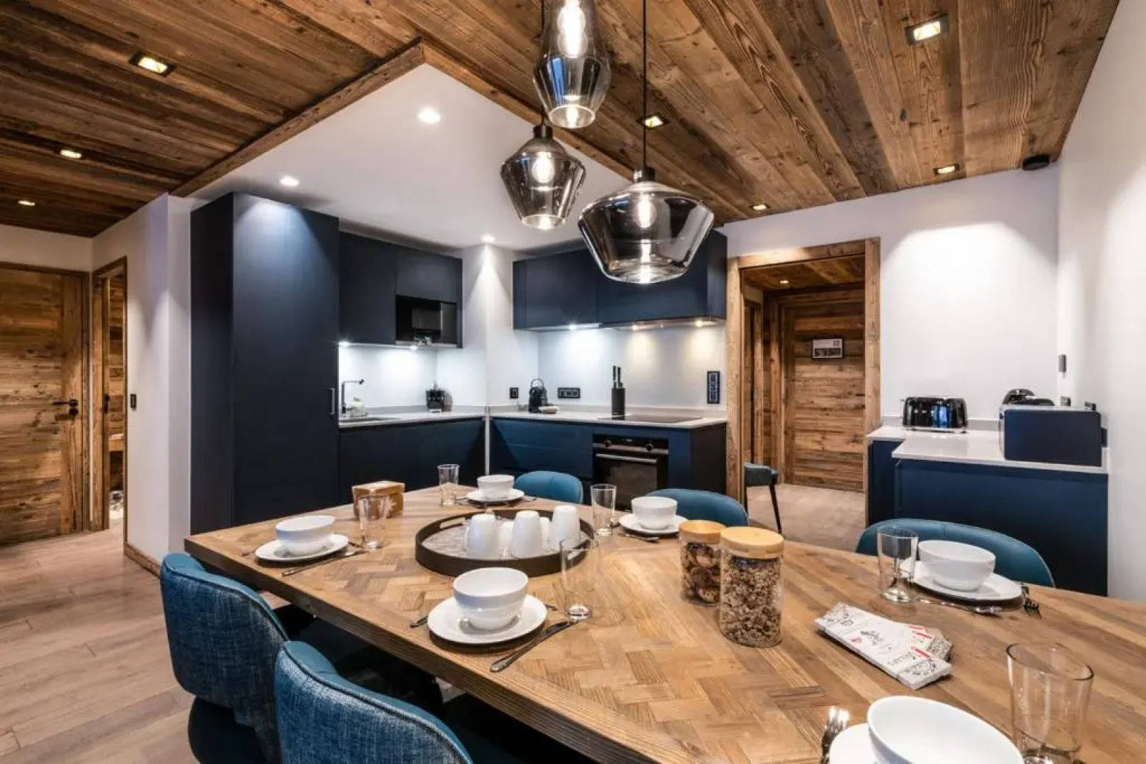 Vail Lodge by Alpine Resorts