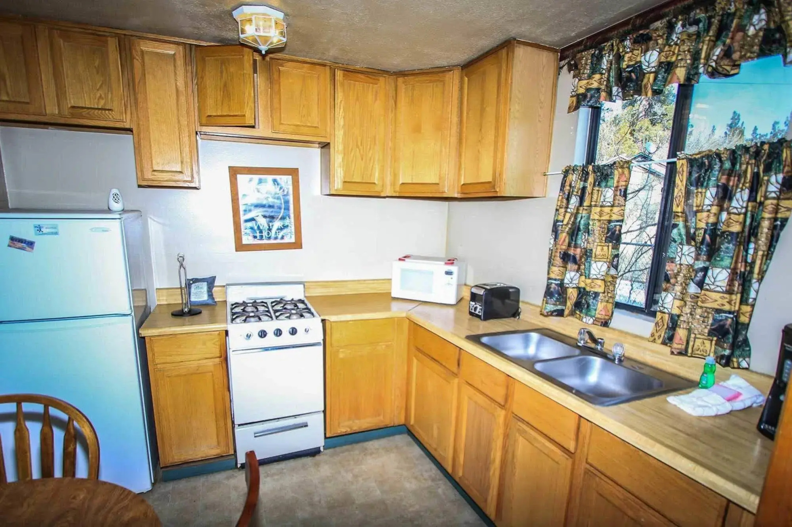 Shore Acres Lodge