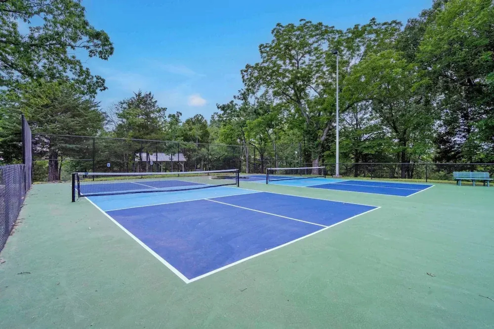 Ozark Mountain Oasis For 7!