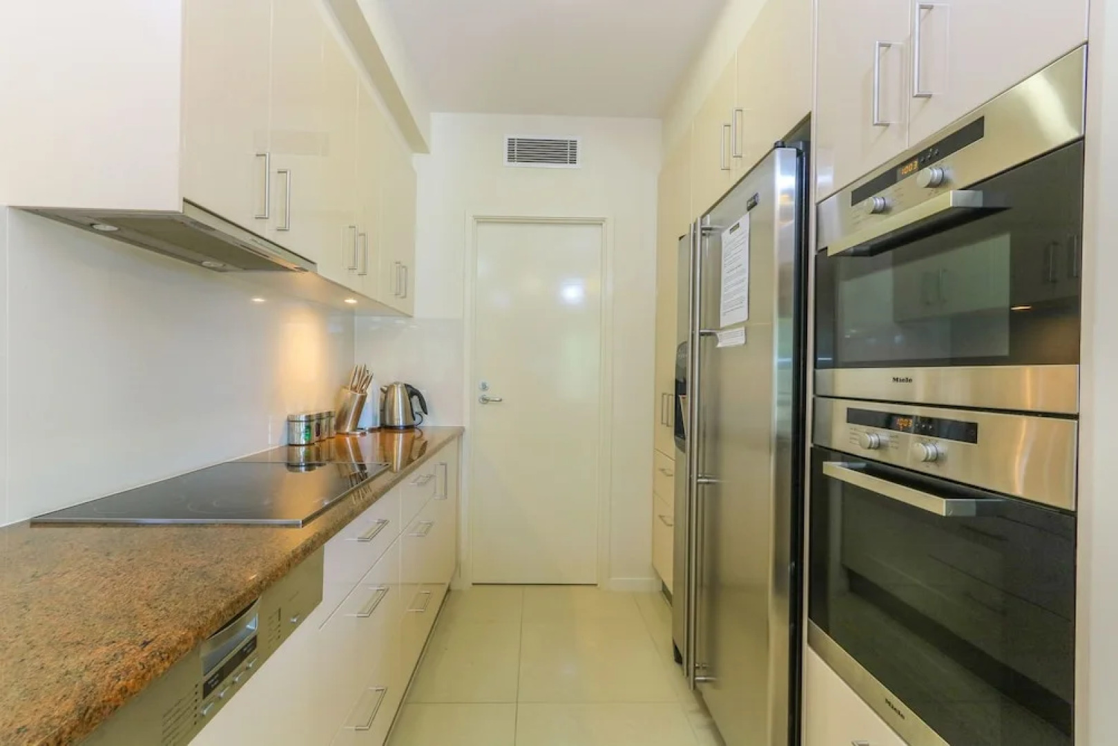 Ming Apartments #1 - 1/236 Marine Parade