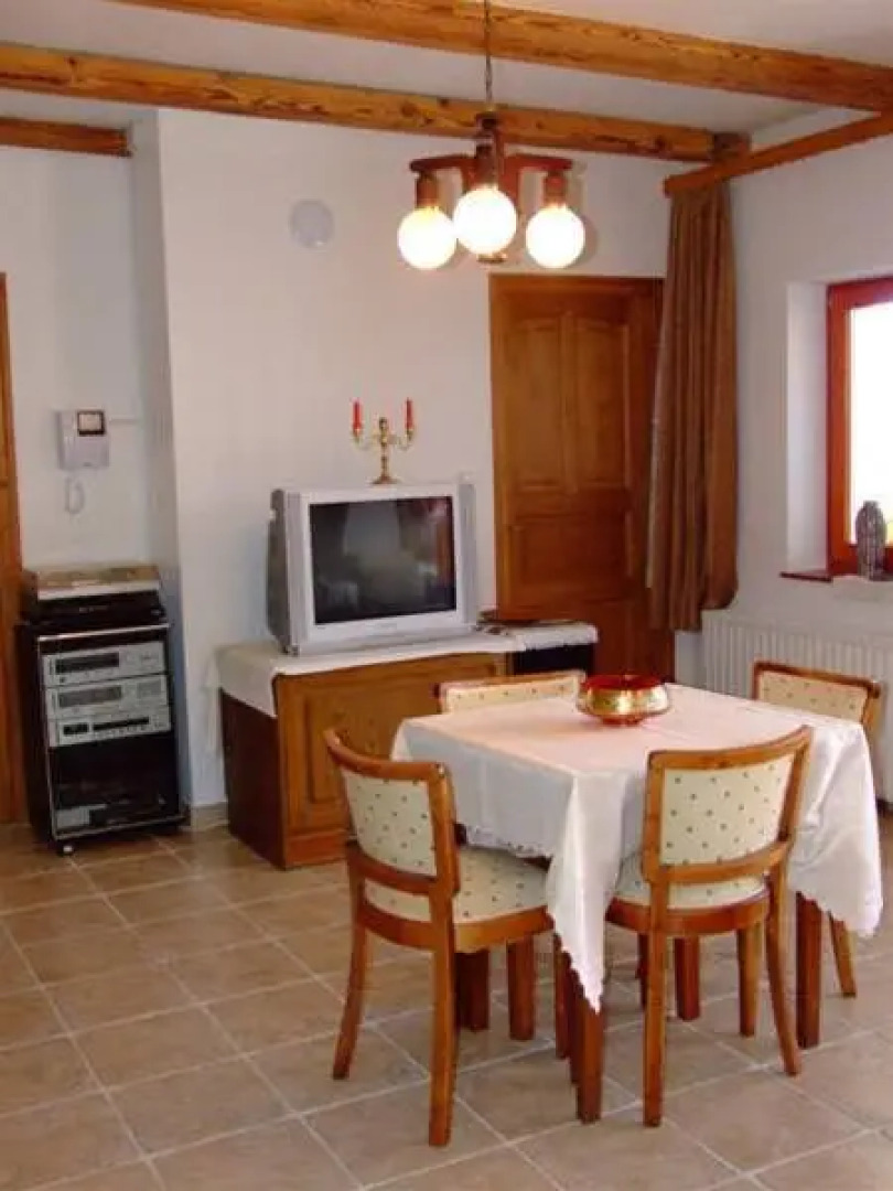 Nádfedeles Apartmanház