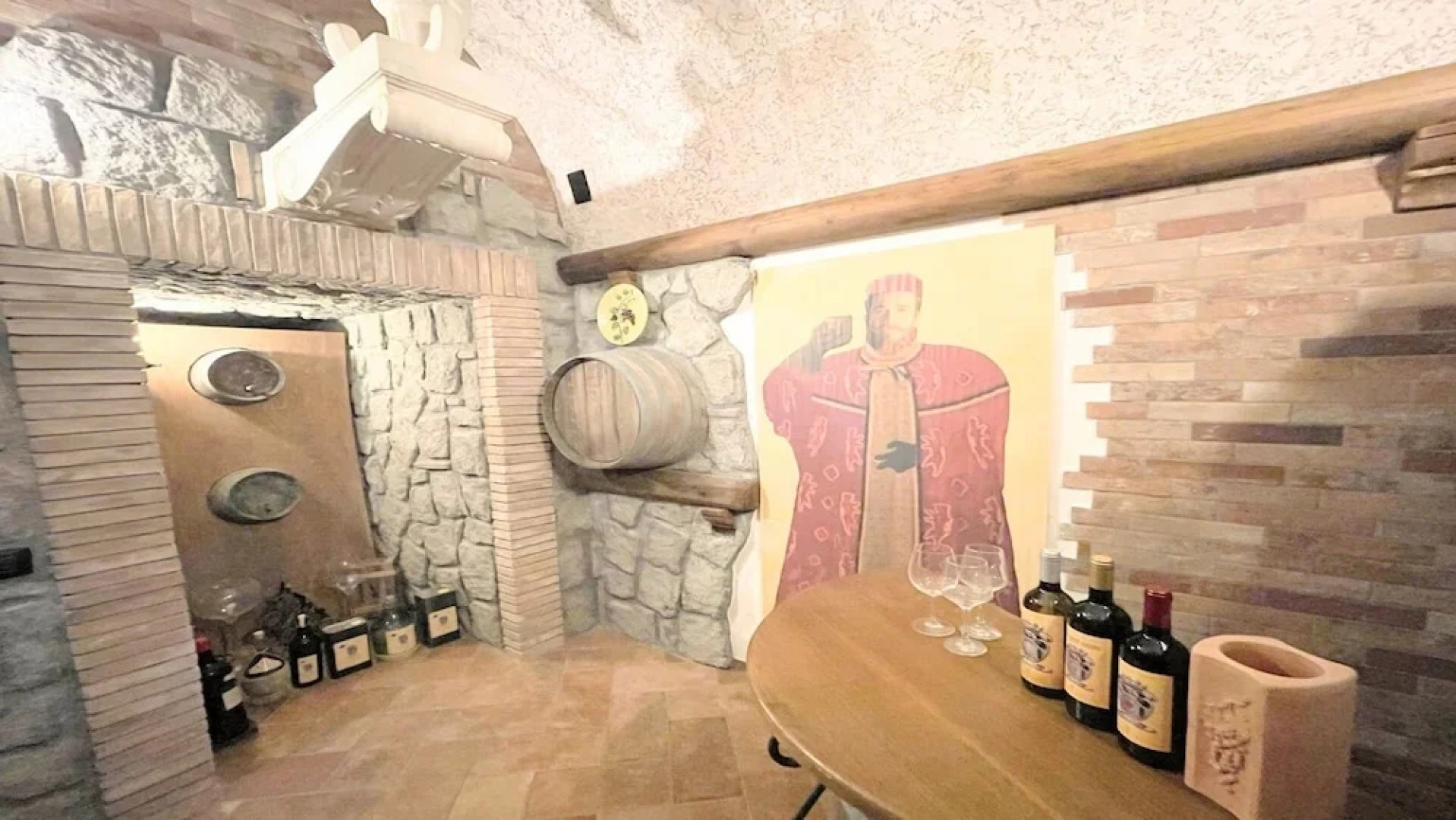 Exclusive Villa in Montefiascone -pool and Jacuzzi