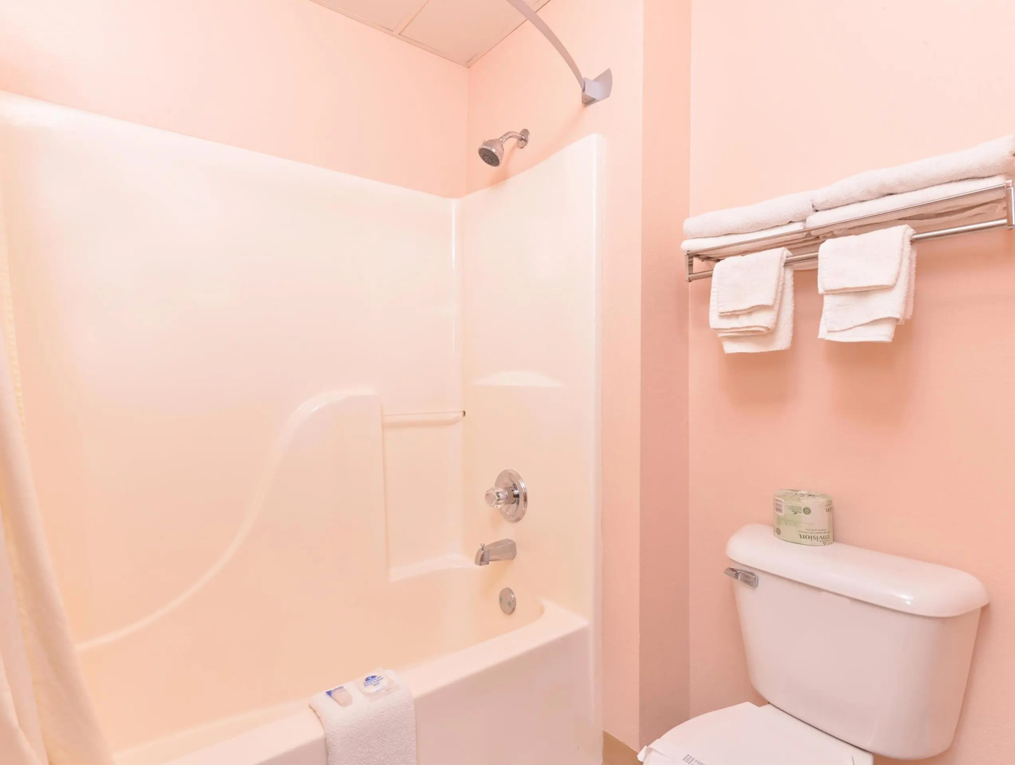 Super 8 by Wyndham Chenoa