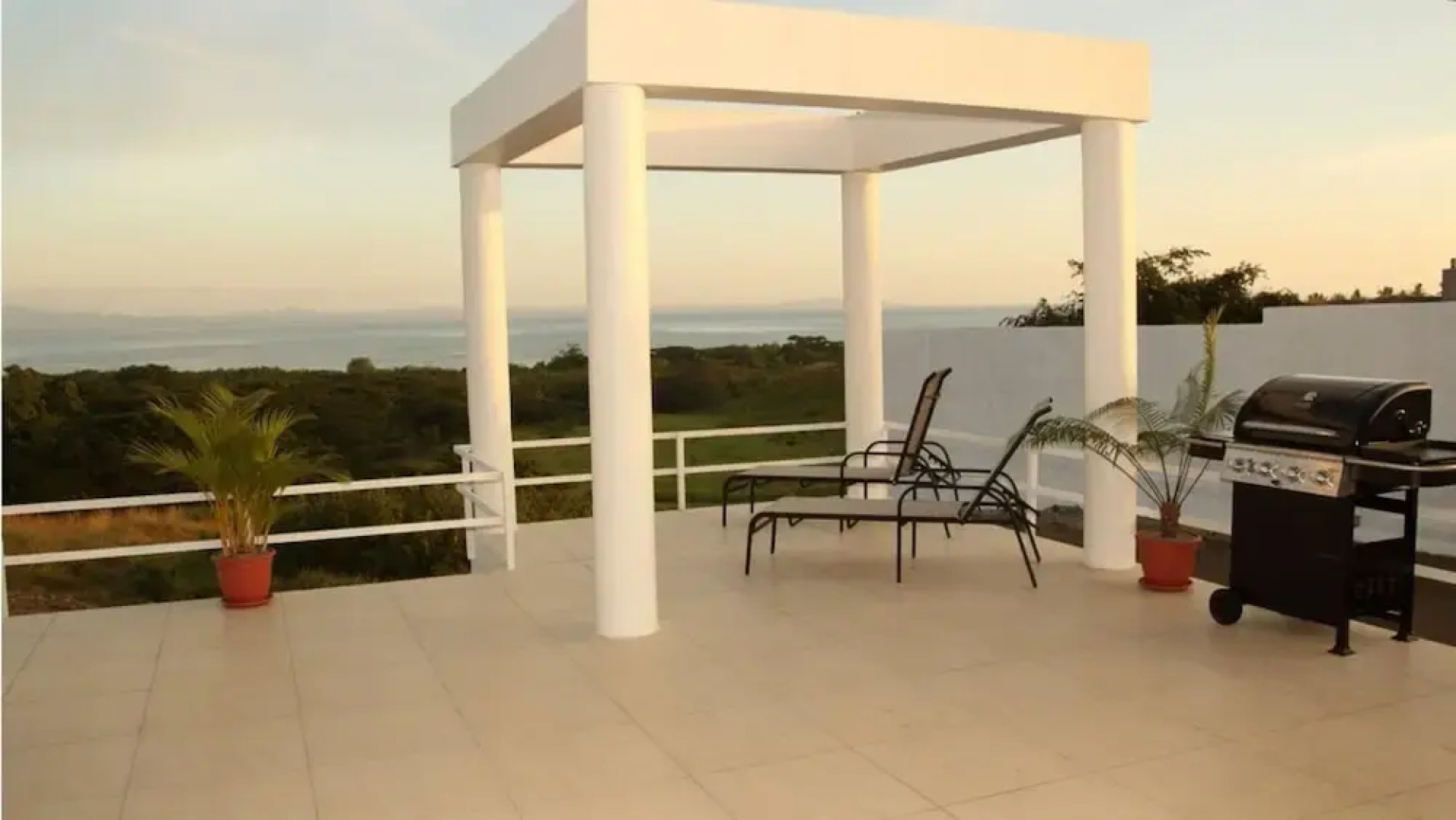 Fiji Luxury Pool Villa