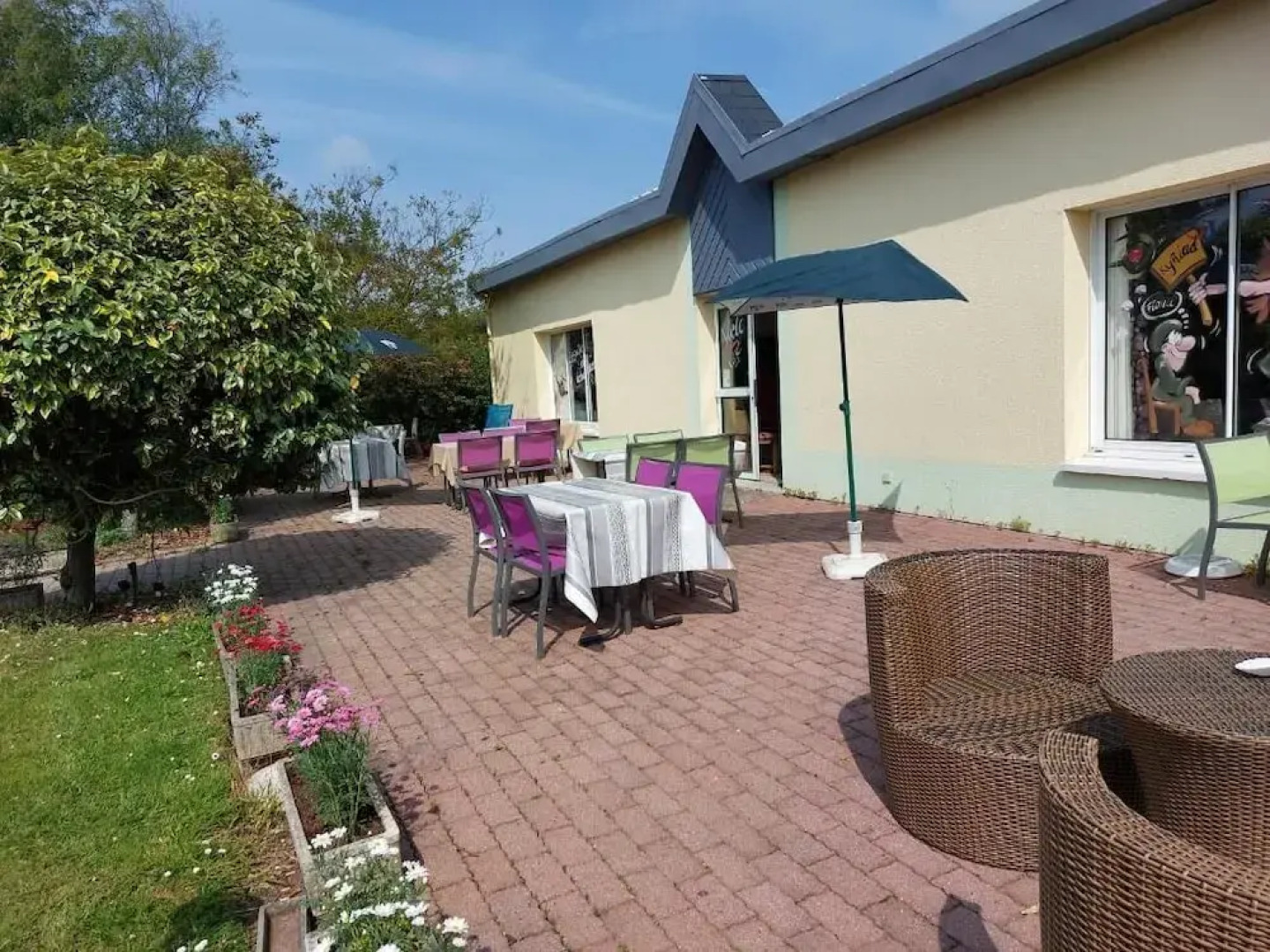 Contact Hotel Utah Beach Carentan