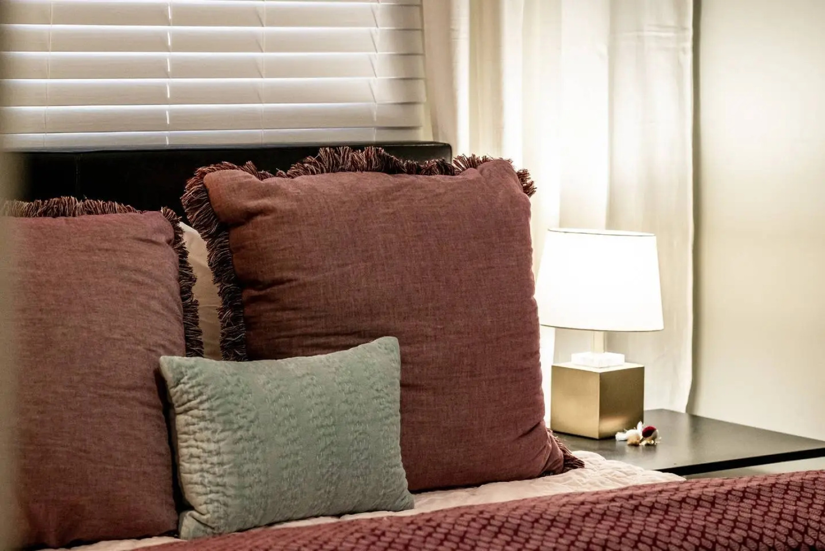 Cozy and comfortable apartment /15 minutes to down town