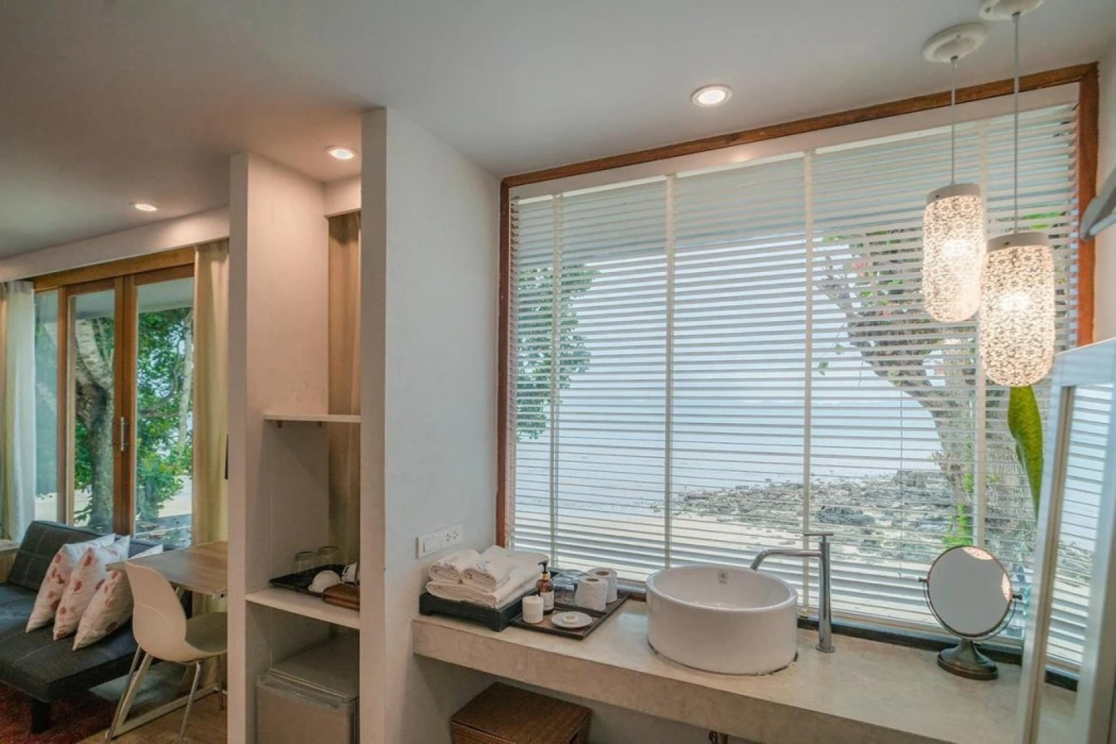 The Parlour Krabi by ZUZU