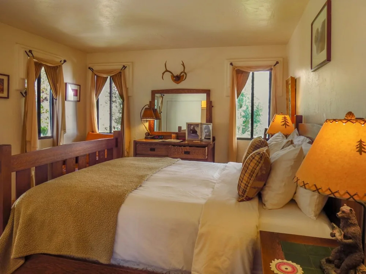Topanga Canyon Inn B&B