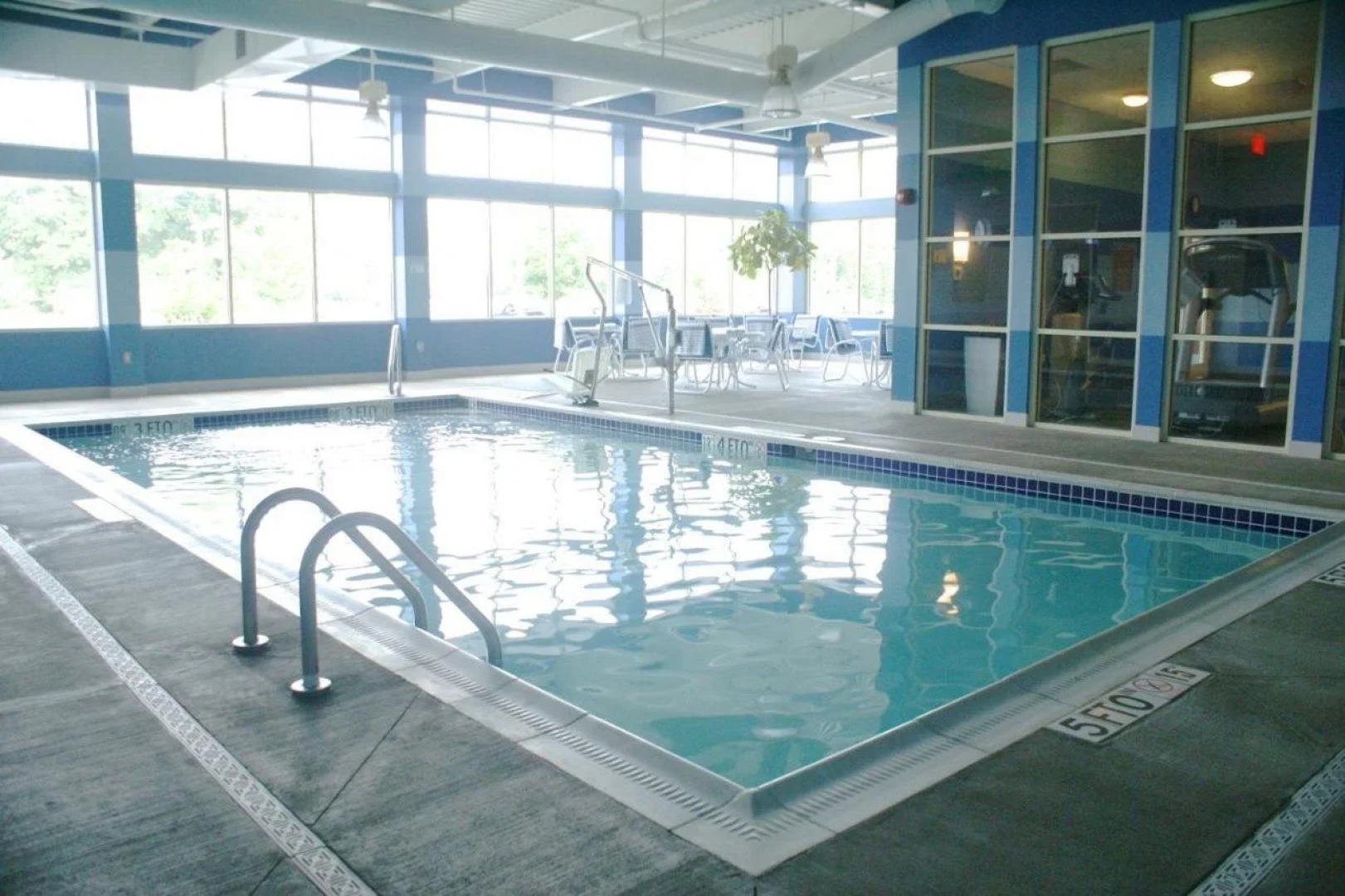 Holiday Inn Express Columbus Airport - Easton by IHG