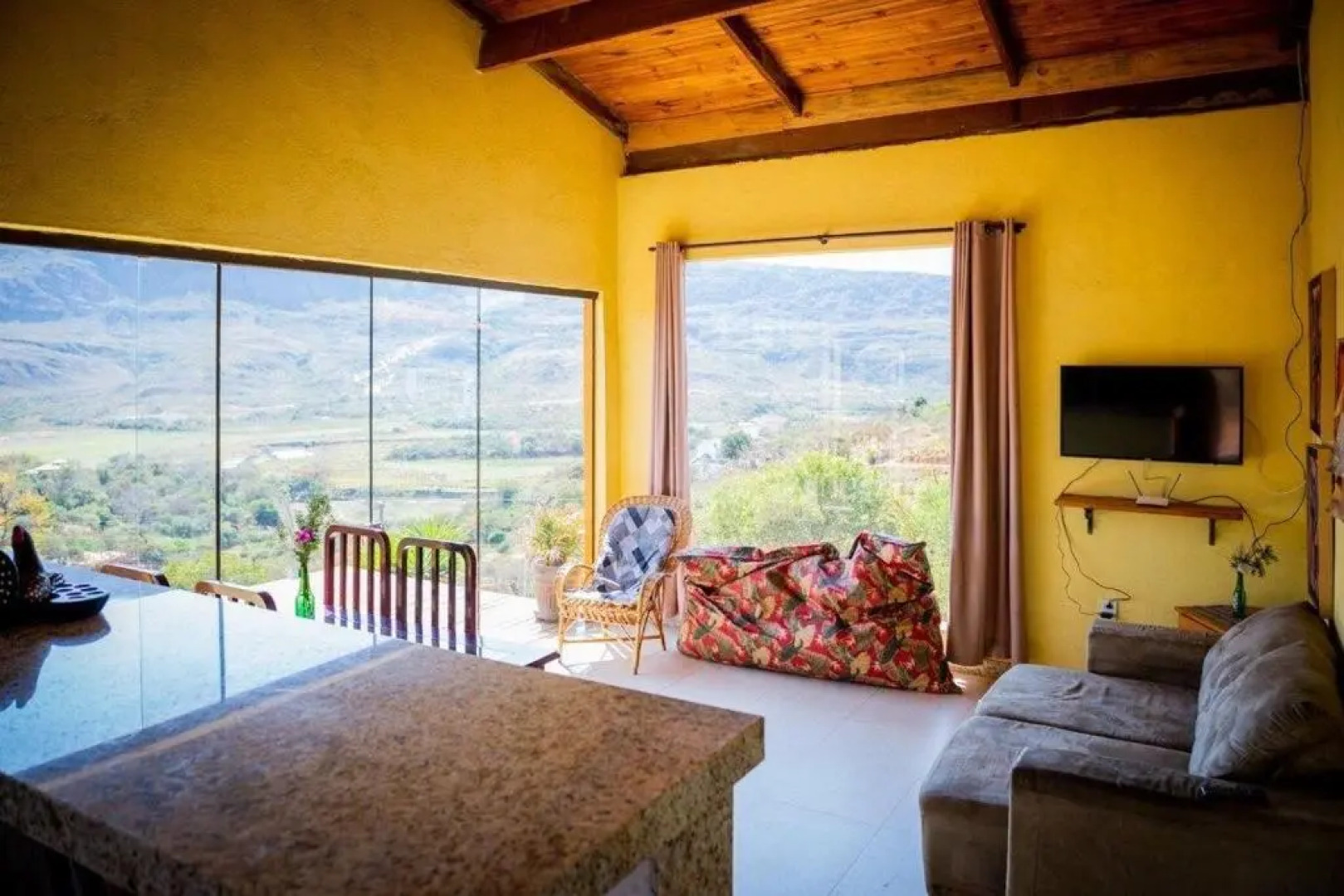 Casa do Vaz - 3 opções de hospedagem na Lapinha da Serra!