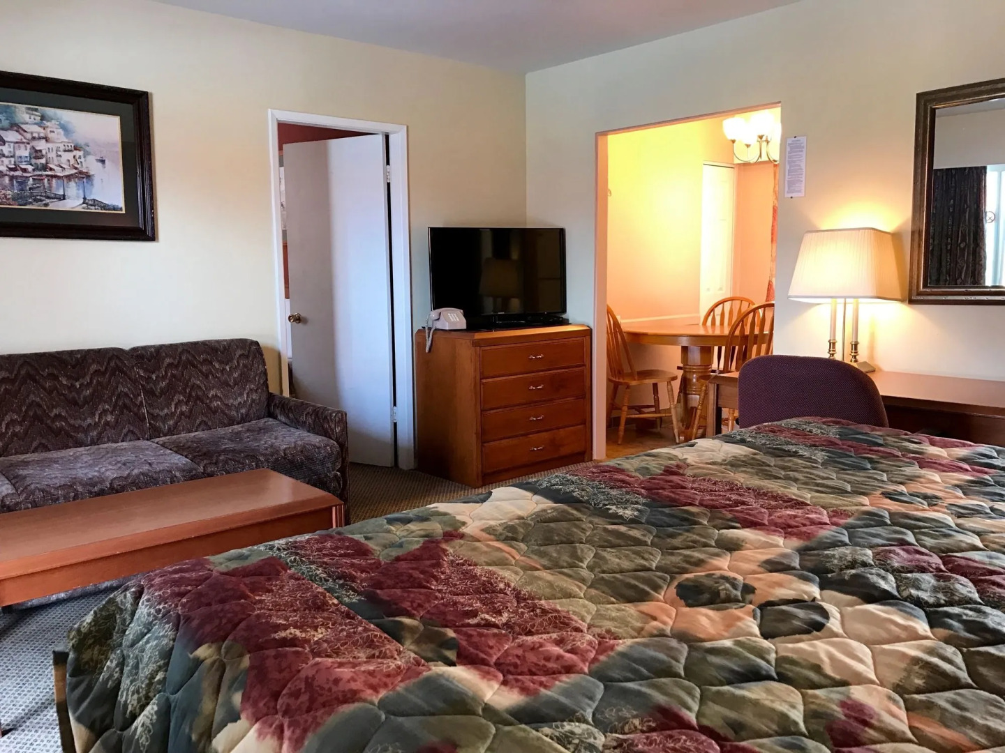 Sahara Courtyard Inn