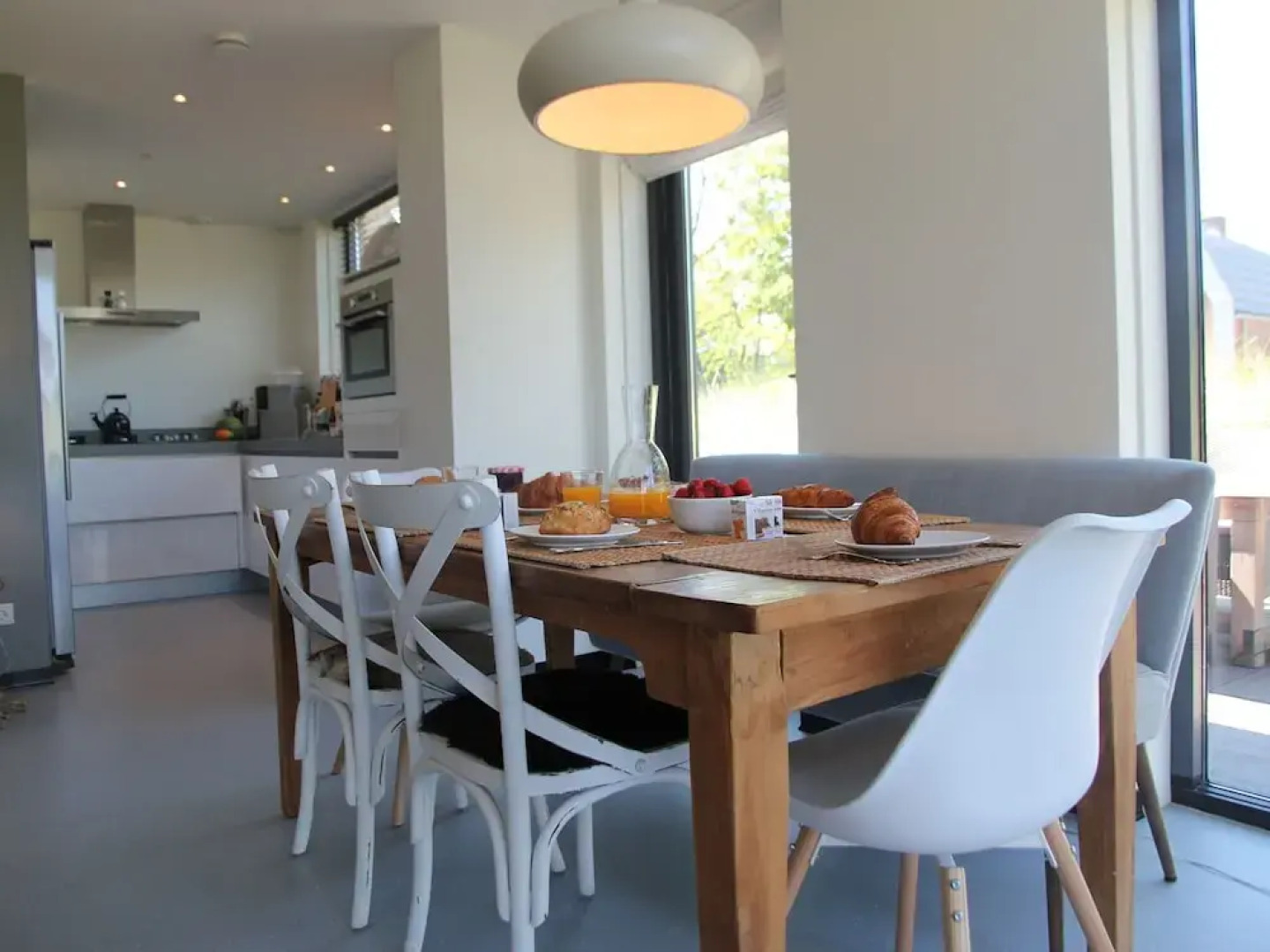 Beautiful Holiday Home Near the sea