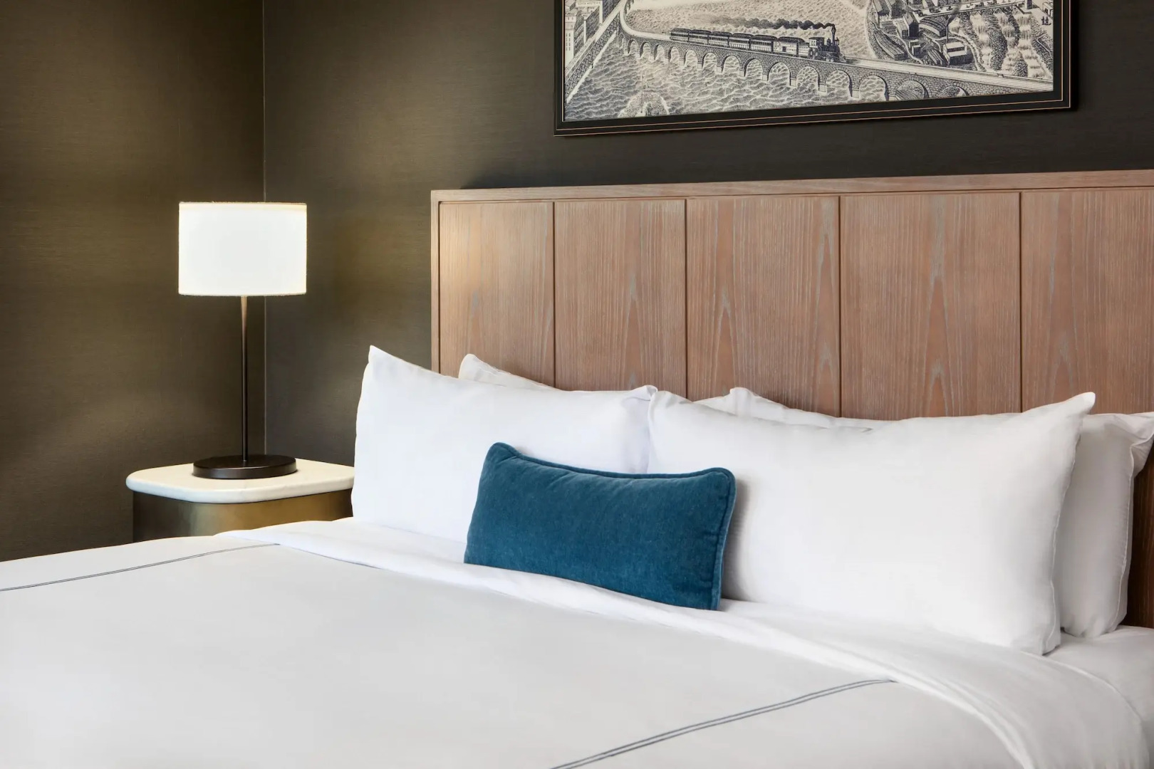 The Marquette Hotel, Curio Collection by Hilton