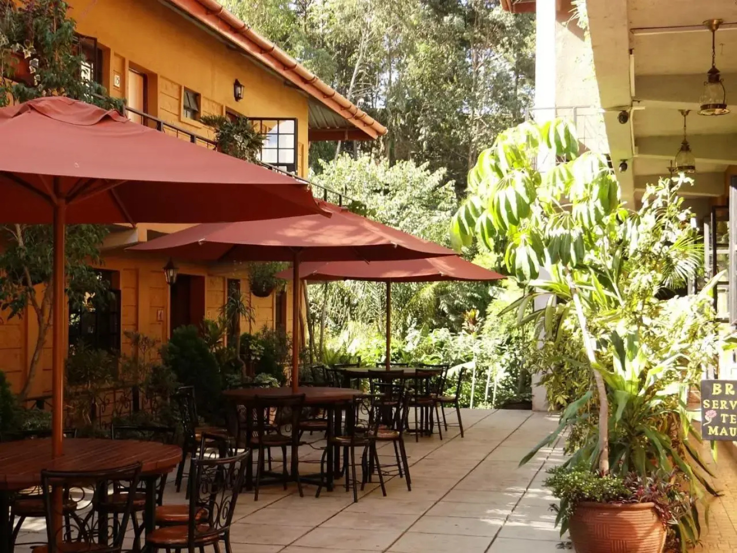 Ikweta Country Inn Maua