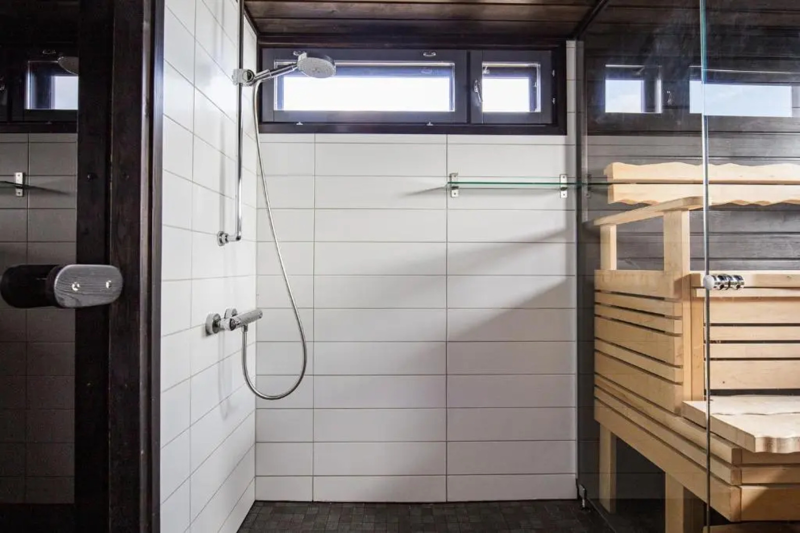 Reelinki Seafront Villa Aava