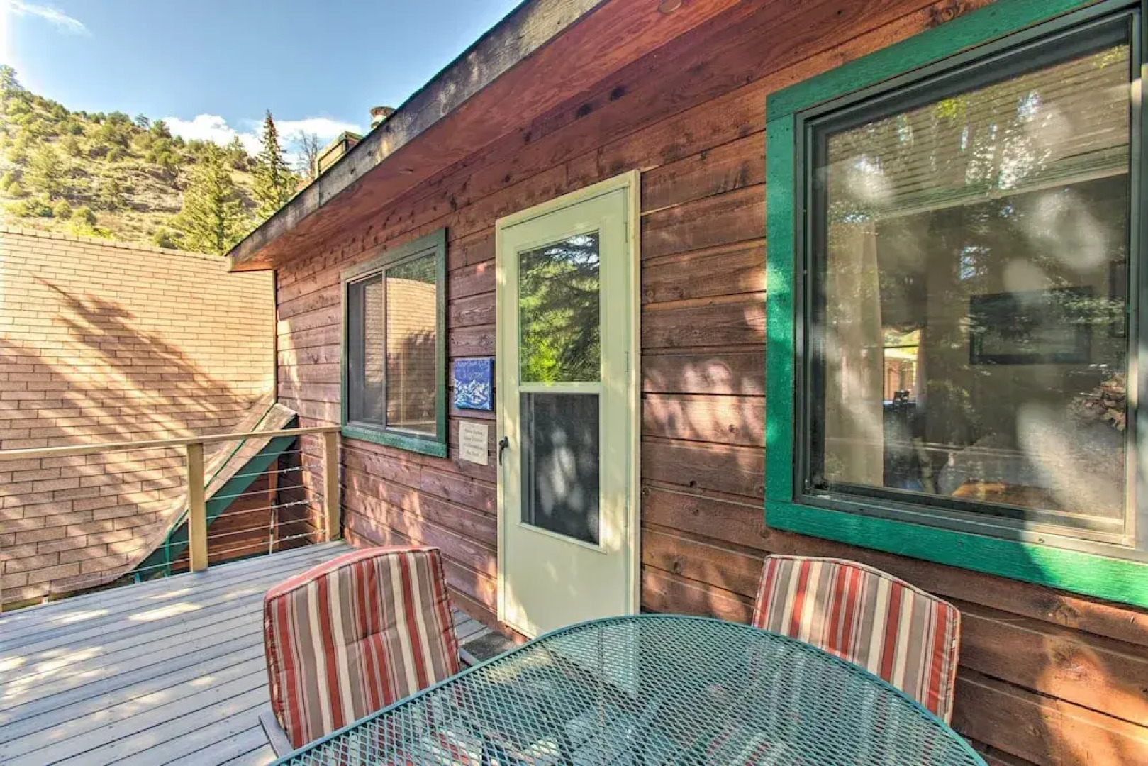 Chicago Creek B & B: 1 Mi to Mt Blue Sky!