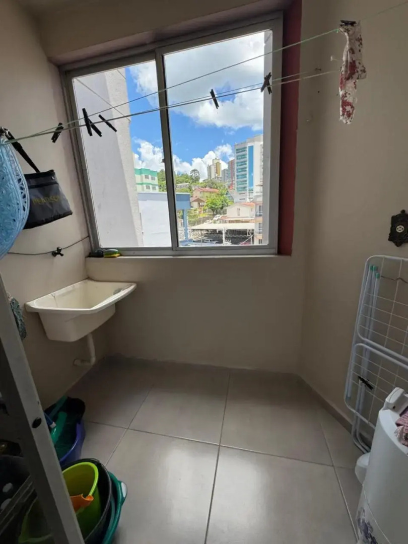 Apto na avenida de PIRATUBA, próximo ao balneário