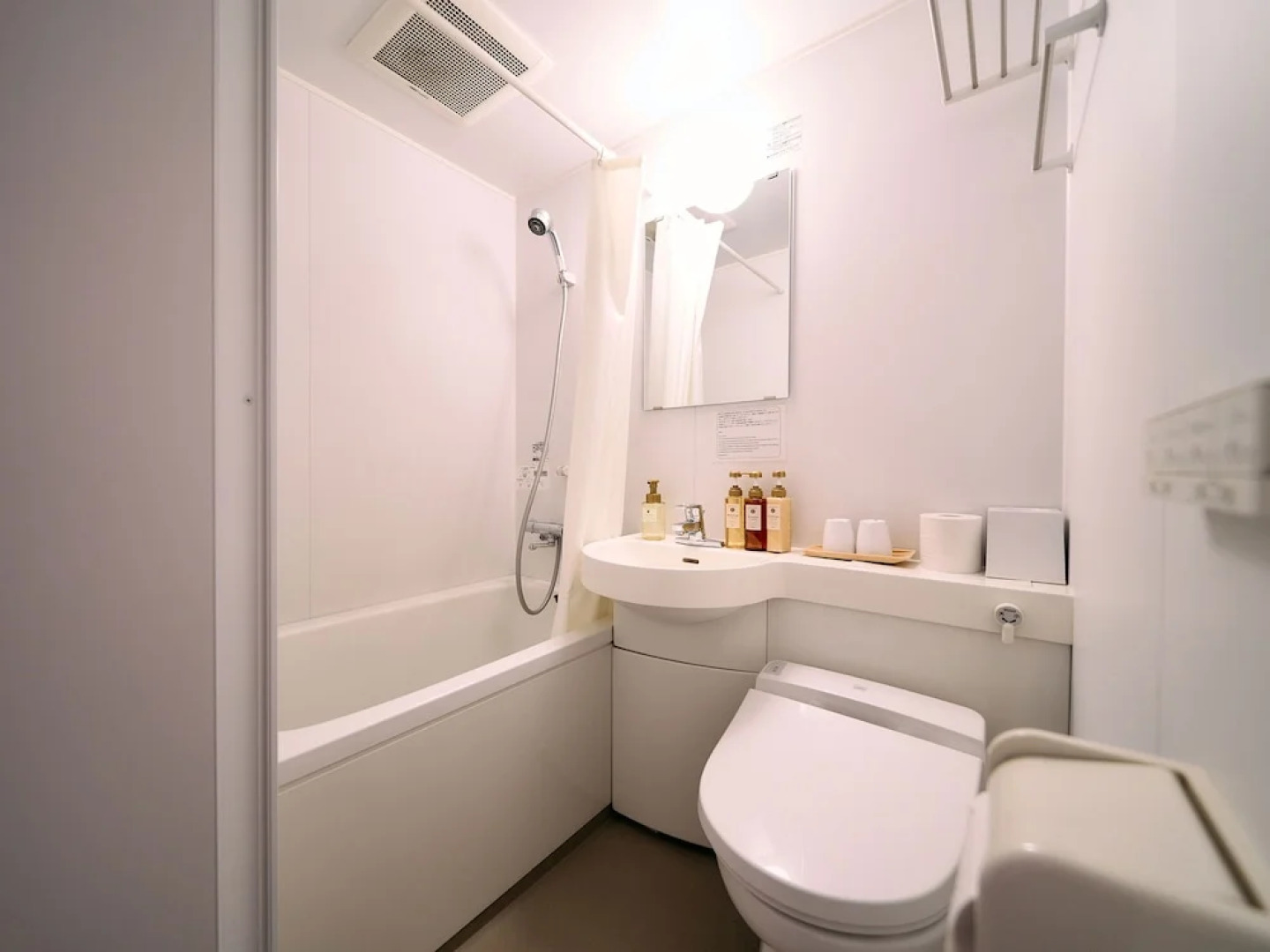 Hotel Plus Hostel TOKYO KAWASAKI