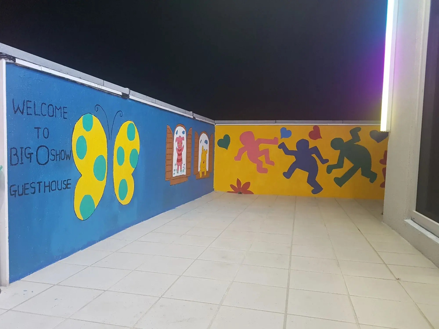 Big-O Show Guesthouse - Hostel