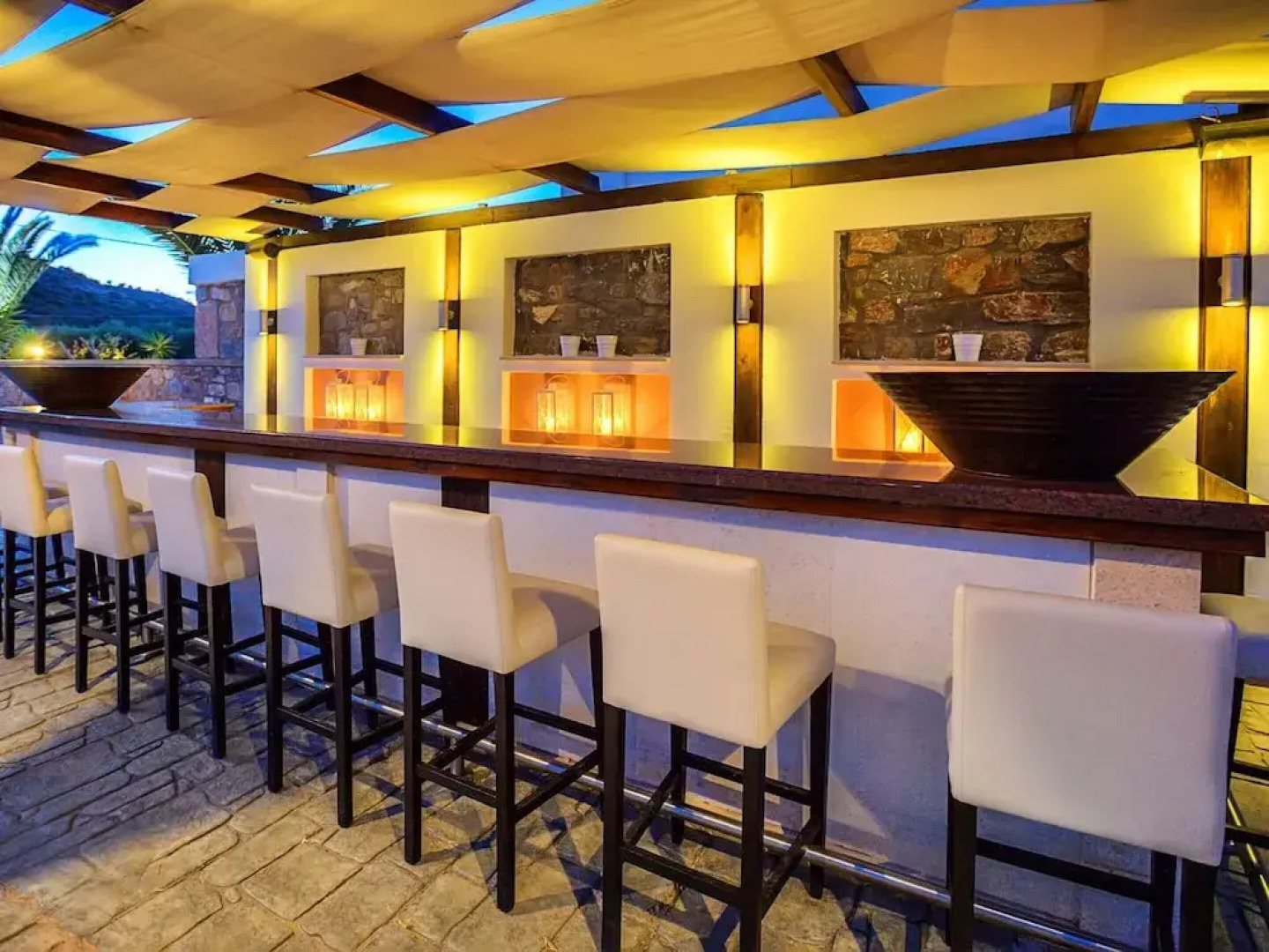 Spacious Villa with Private Pool & Outside Bar near Sea in Sisi