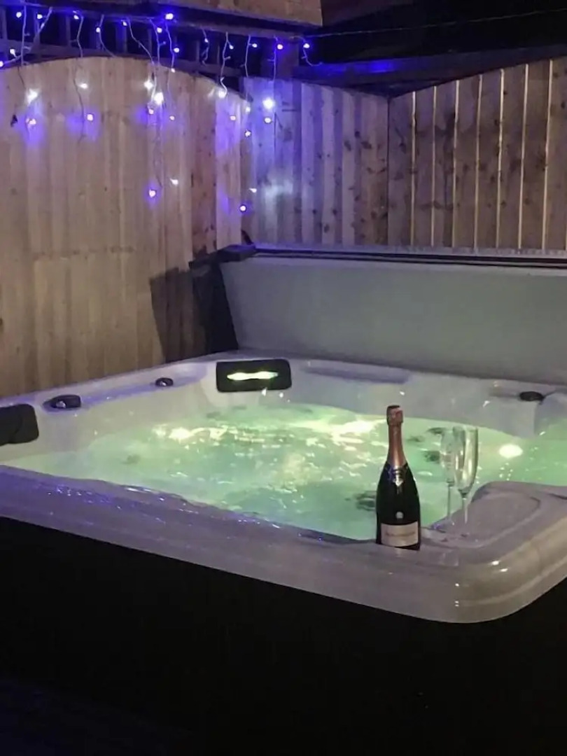 BedrockLodge Buisness Centre HolidayLets