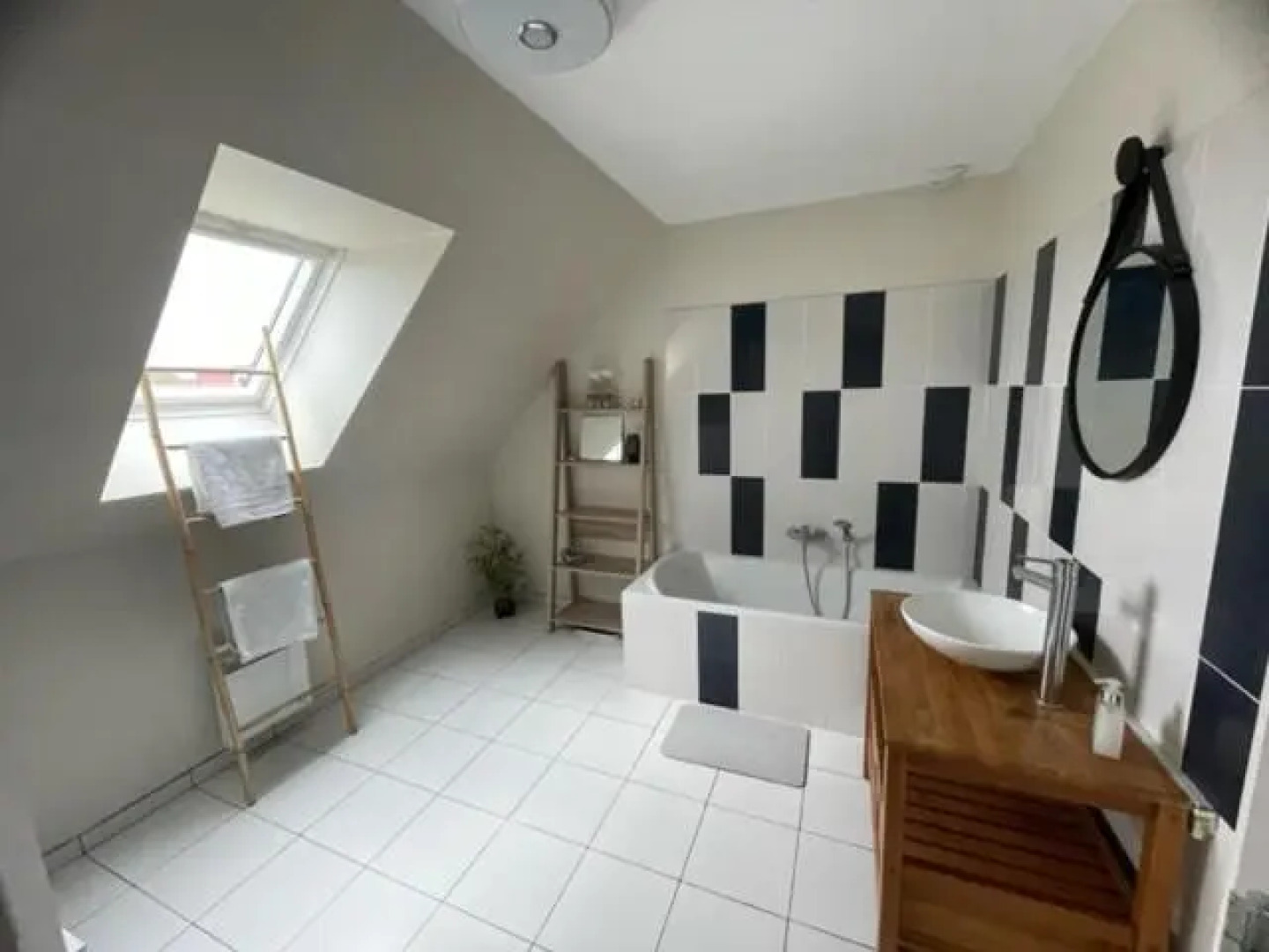 Ideal 24h Voiture, Moto, Camion