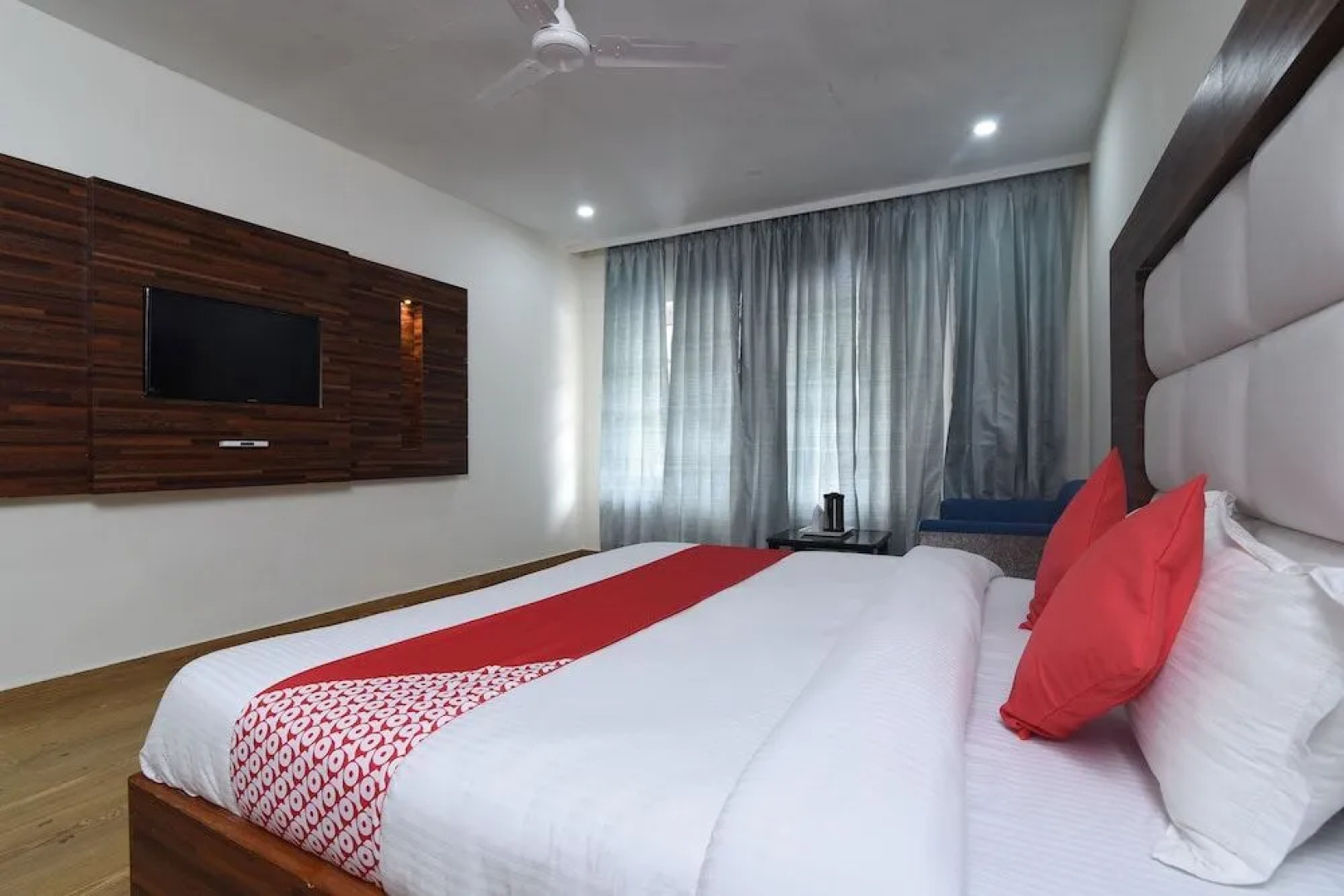 OYO 16009 Rock Villa