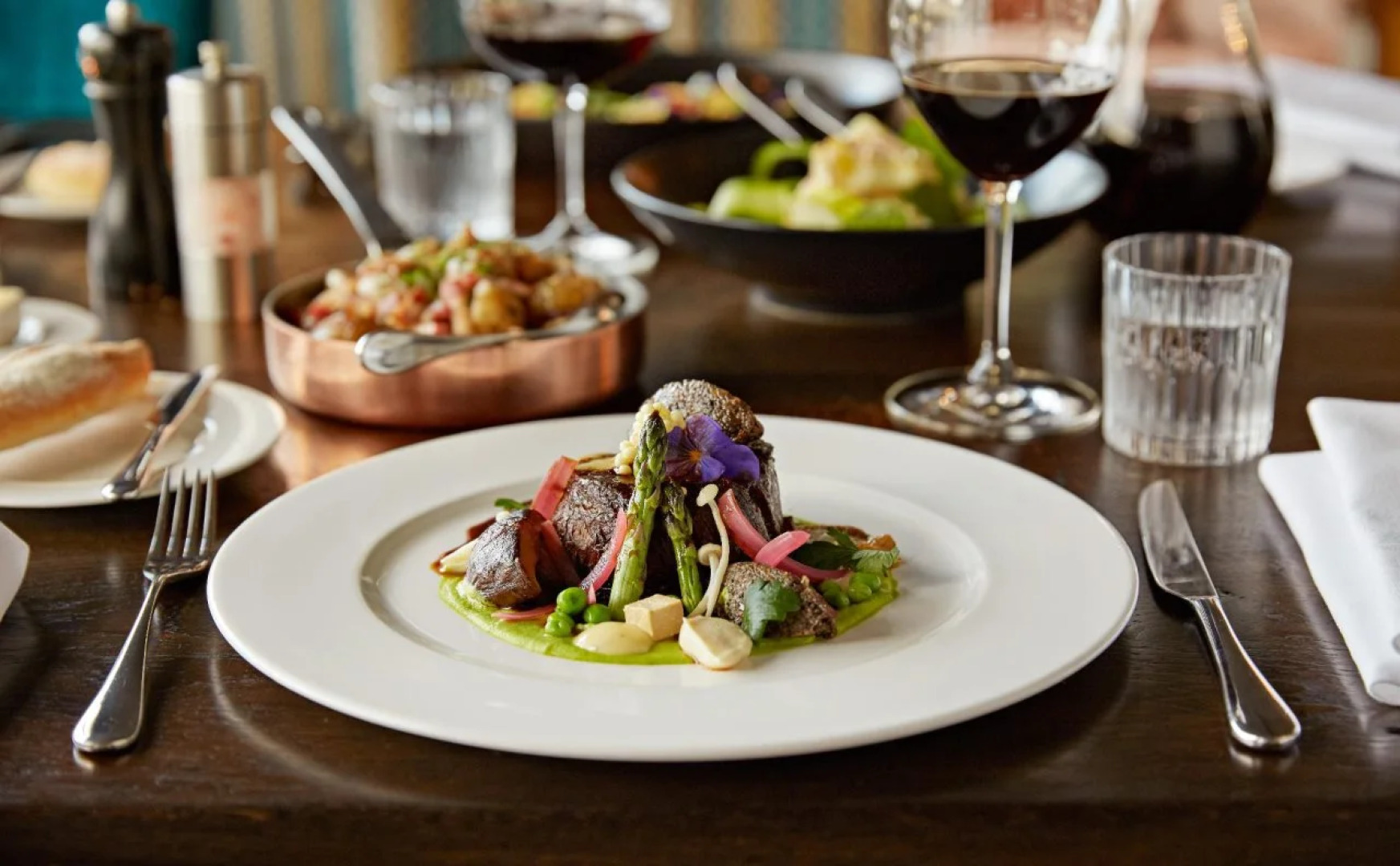 Museum Apartment Hotel, Independent Collection by EVT