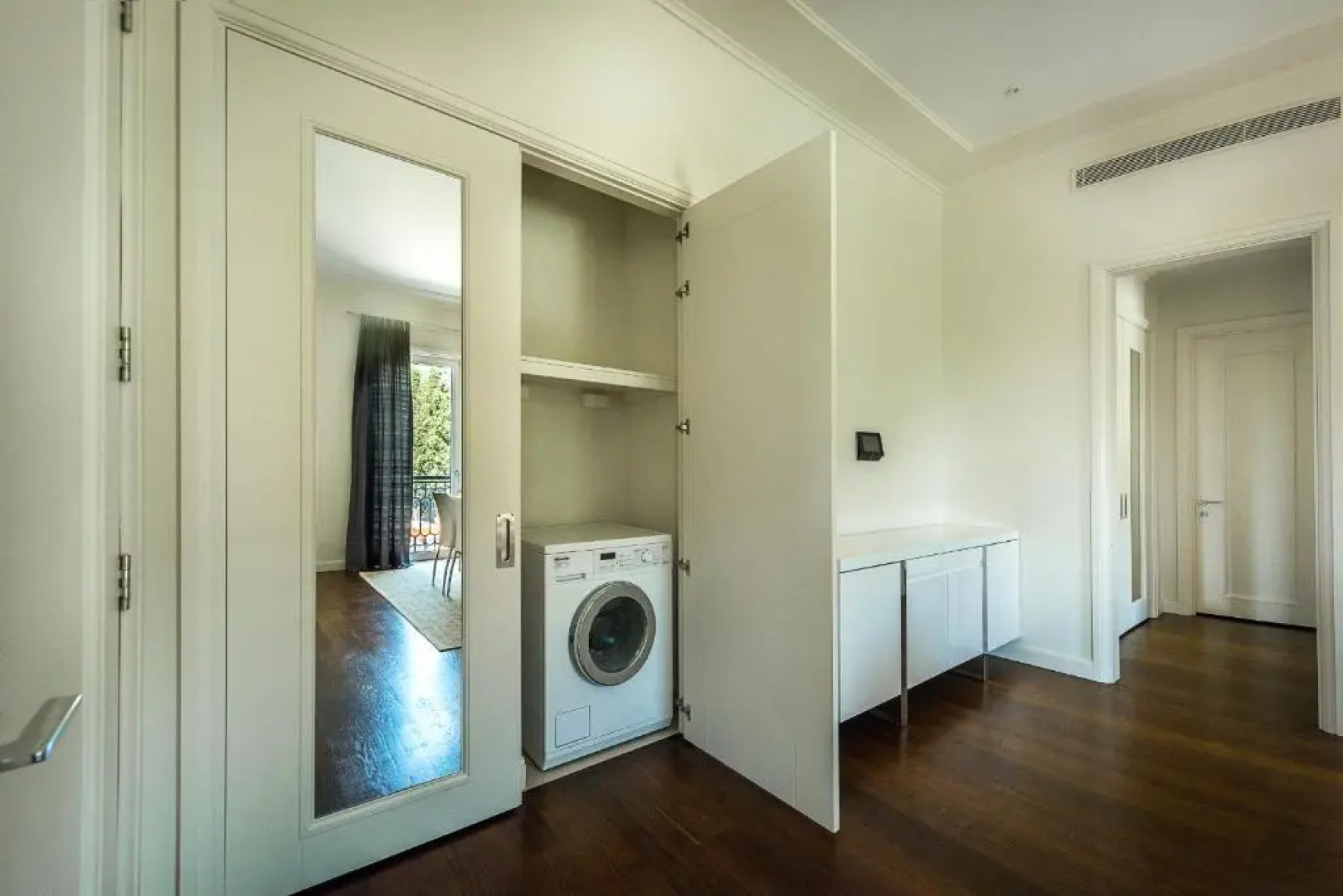 Porto Montenegro Tara 302