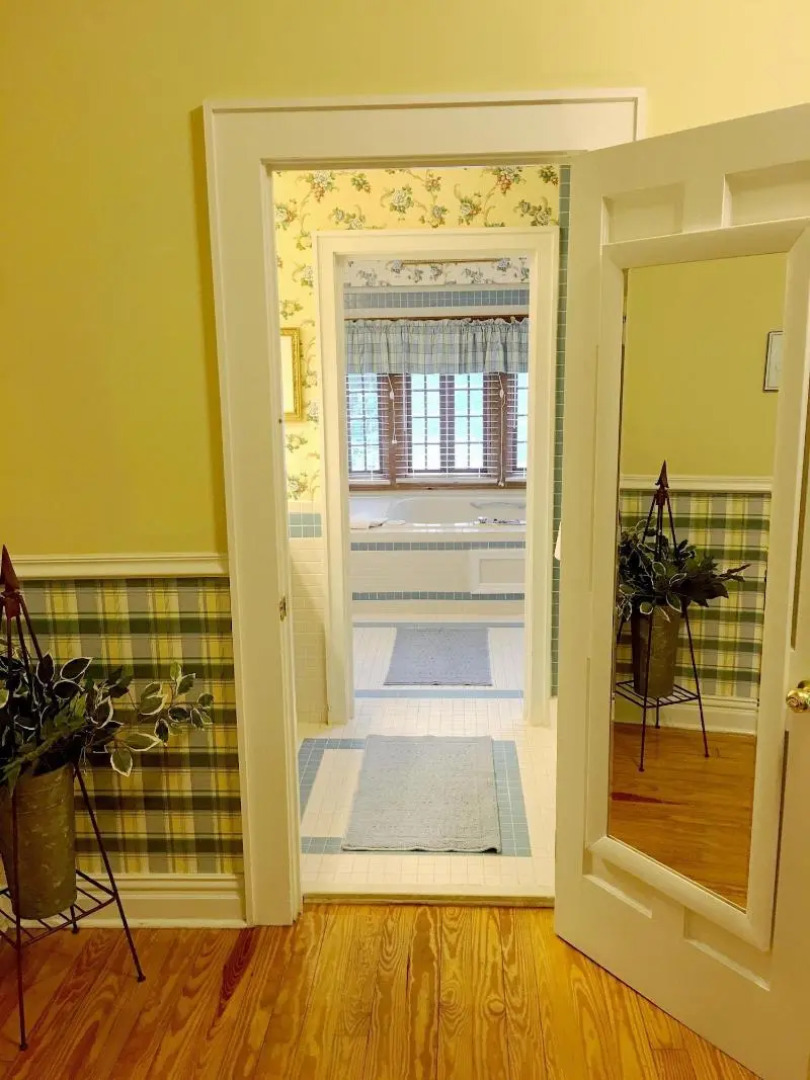 Highland Lake Inn & Resort