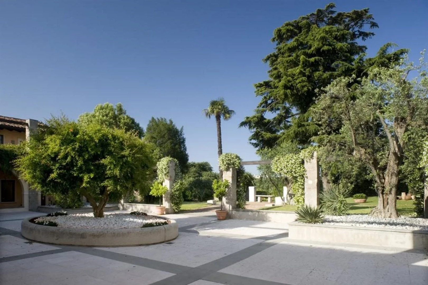 Castello Belvedere Apartments