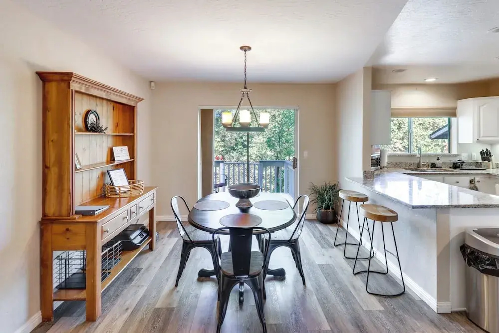 Deck + Game Room: Lakeside 'blue Jay Chalet' Cabin