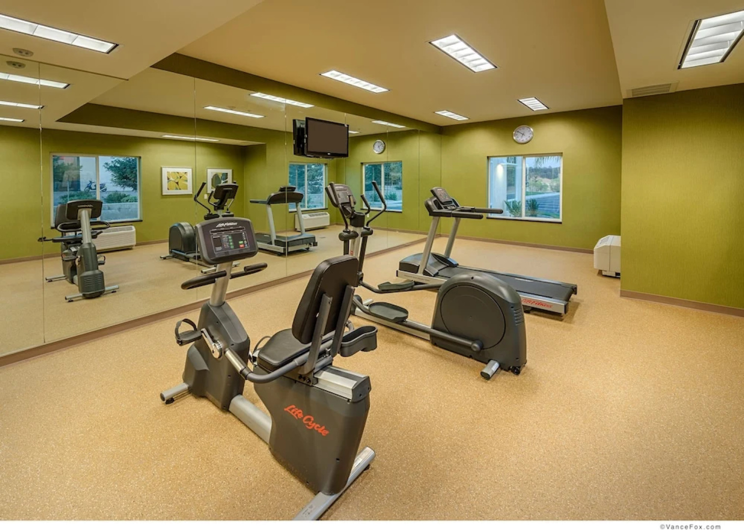 Holiday Inn Express Hotel & Suites Red Bluff-South Redding by IHG