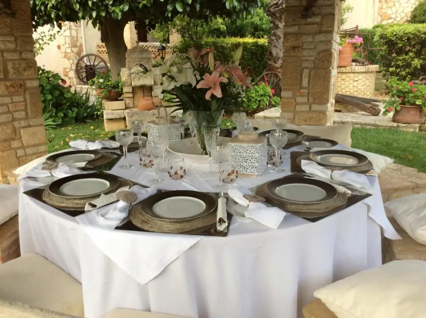 Garden Village Hotel