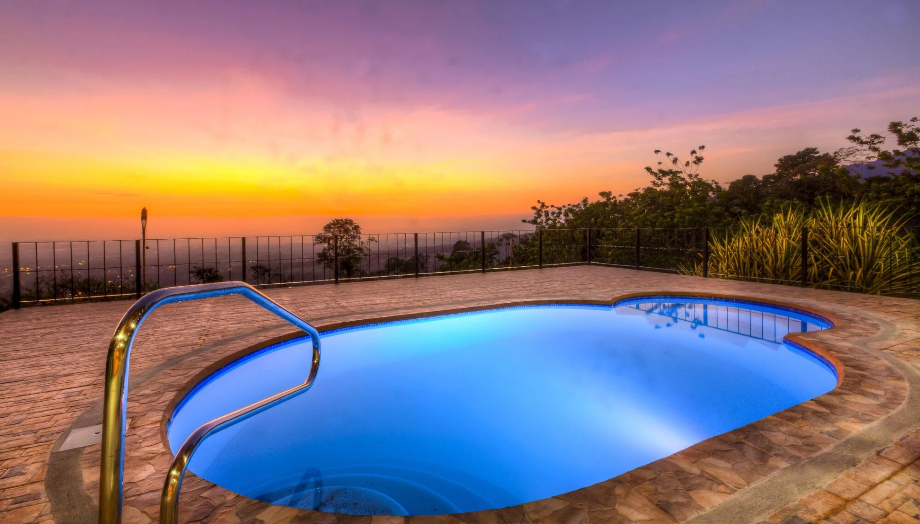 Arenal Waterfall Lodge