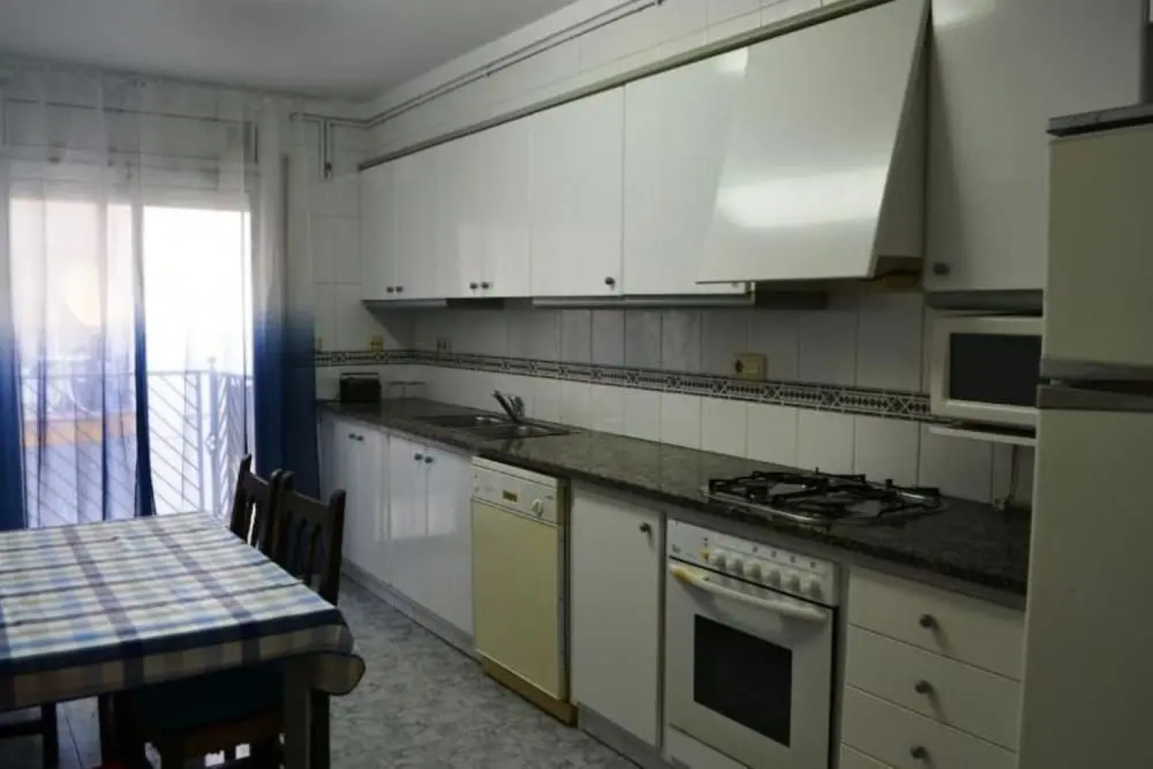 106303 - Apartment in Llança