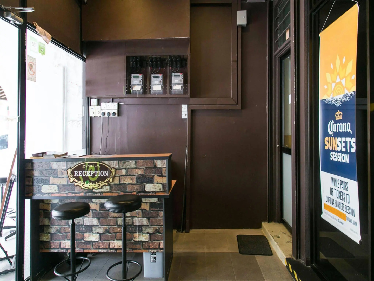 Colour Hotel by OYO Rooms