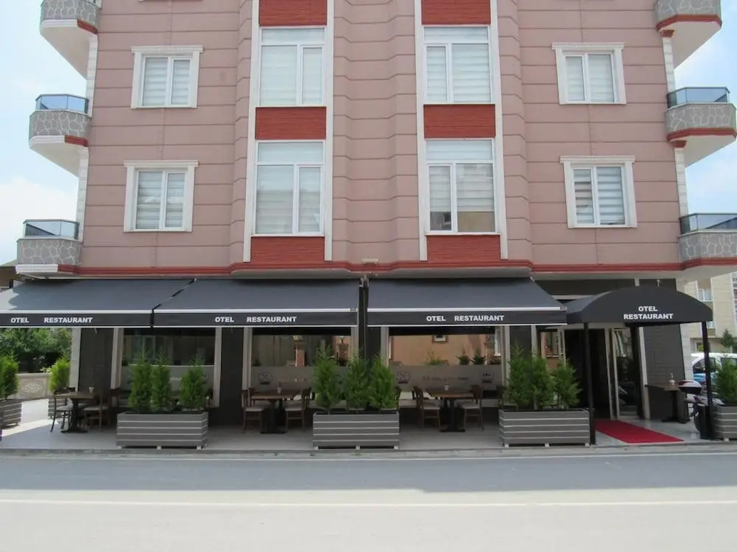 Koc Hotel