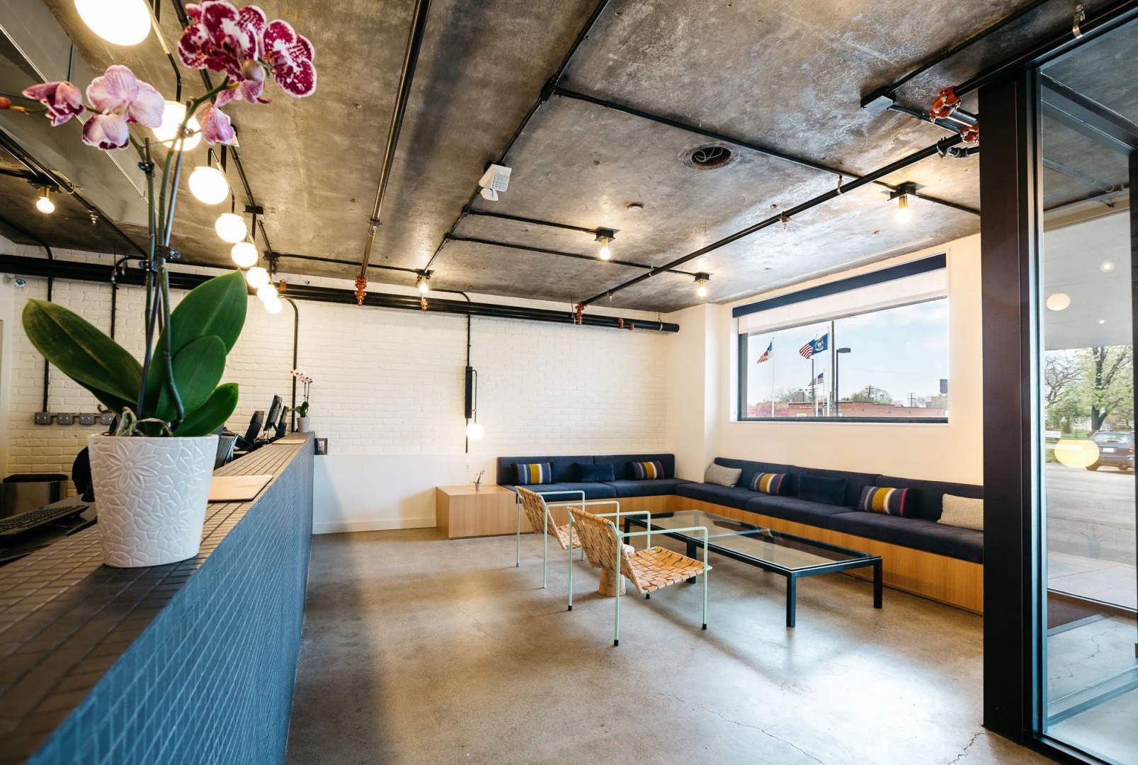 Trumbull and Porter Hotel