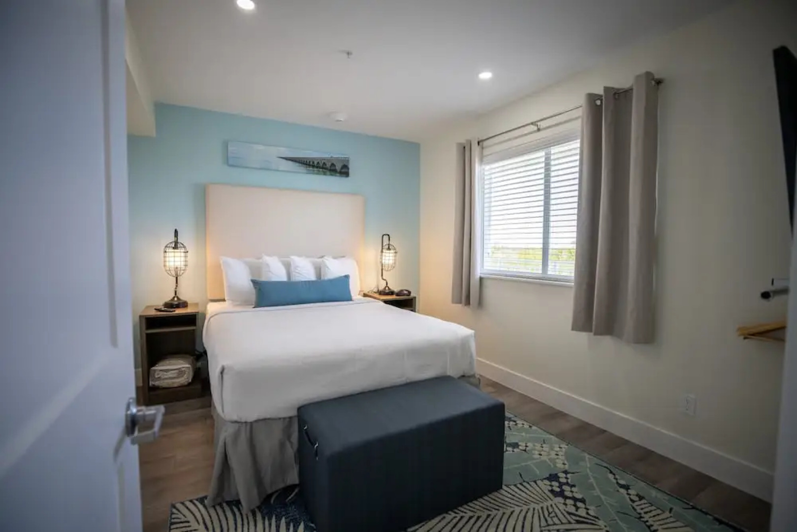 Sugarloaf Key Hotel at KOA Resort