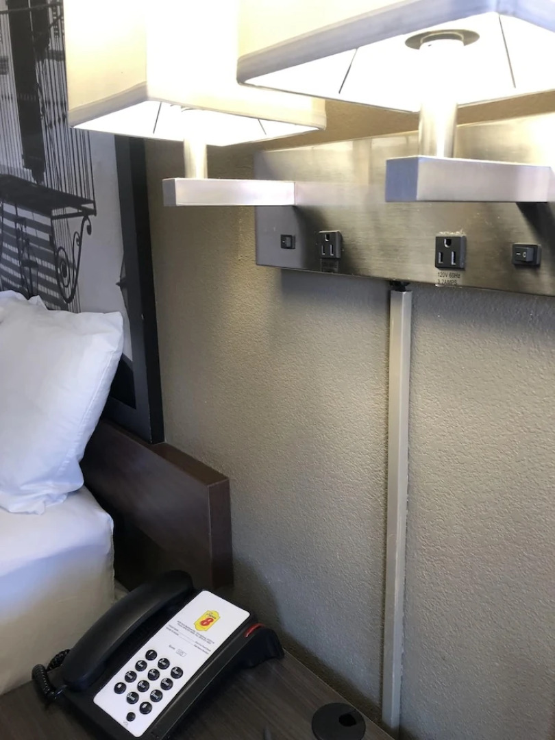 Super 8 By Wyndham Orangeburg Near I-26