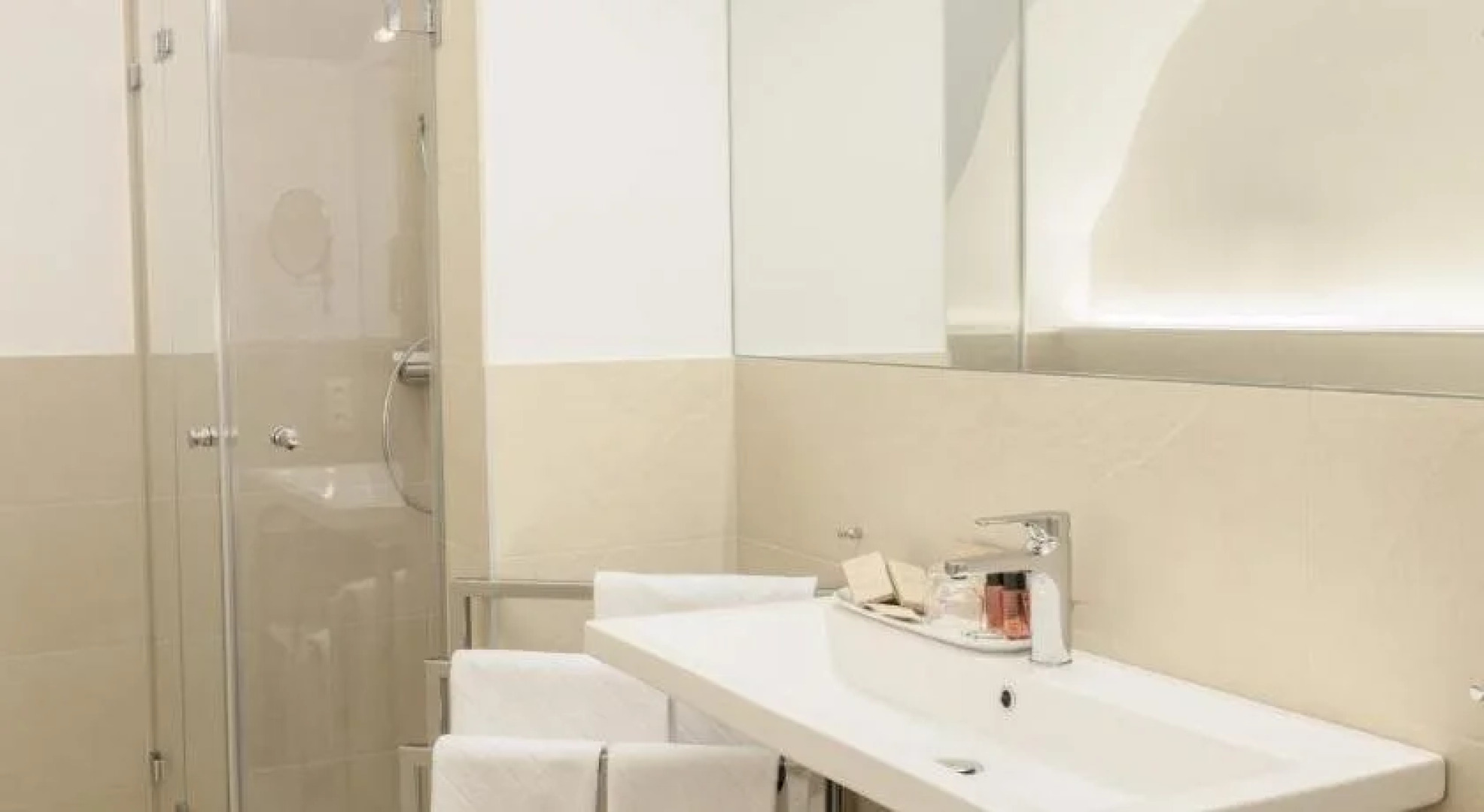 Donauwirt Hotel - Restaurant