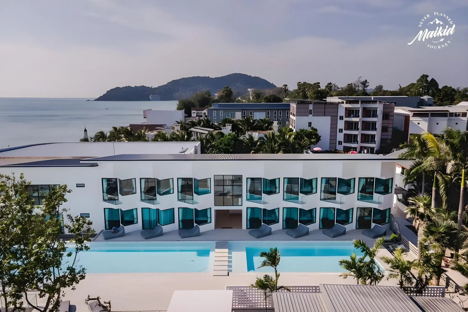 Rattana Pura Beach Resort