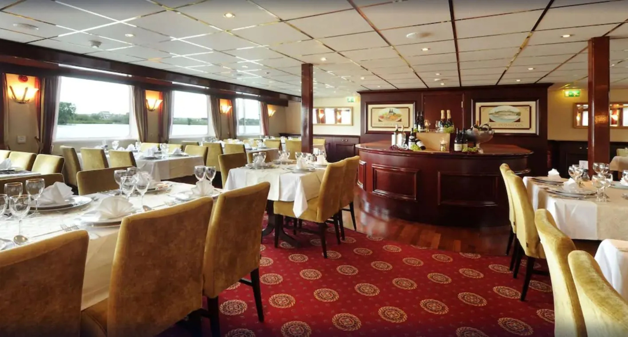 Crossgates Hotelship 3 Star - Osthafen - Frankfurt