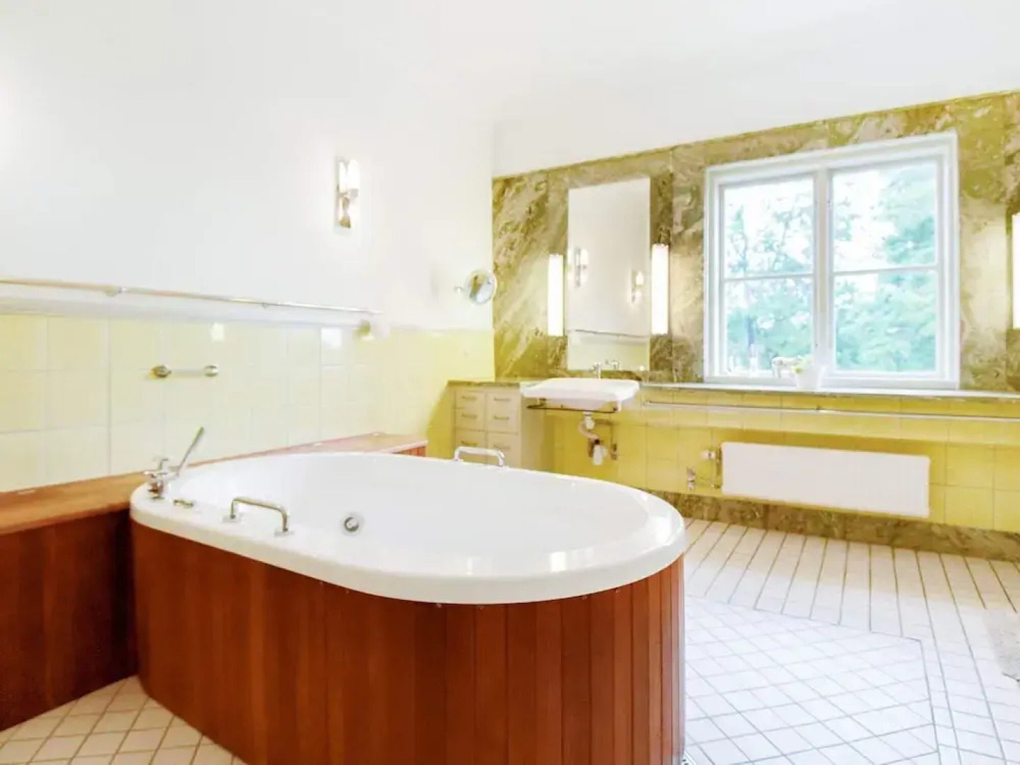 15 Person Holiday Home in Hjortkvarn-by Traum