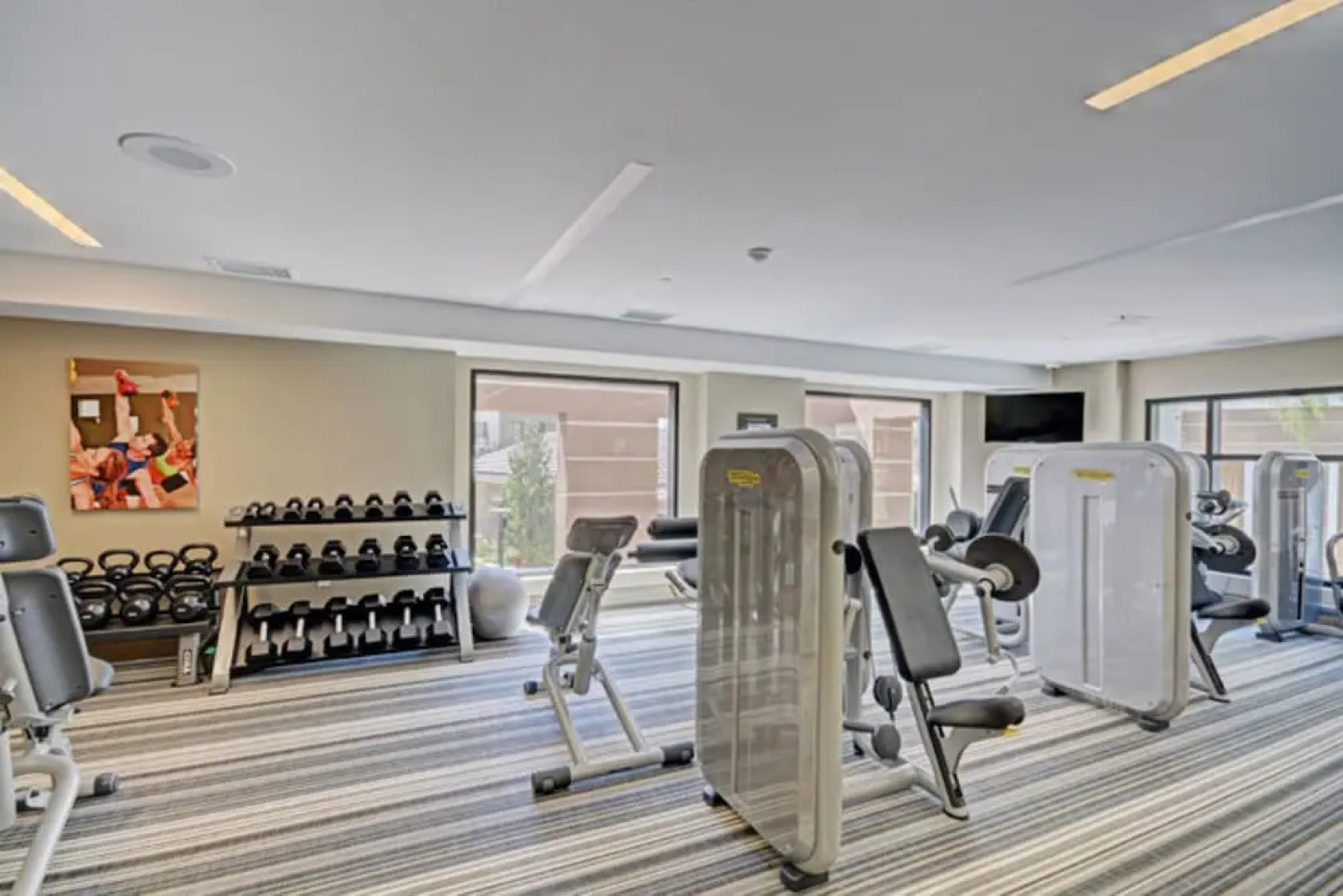 Global Luxury Suites Baypointe Station