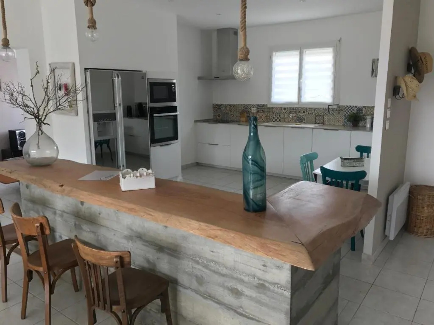 ELI&LOU avec piscine et voiture